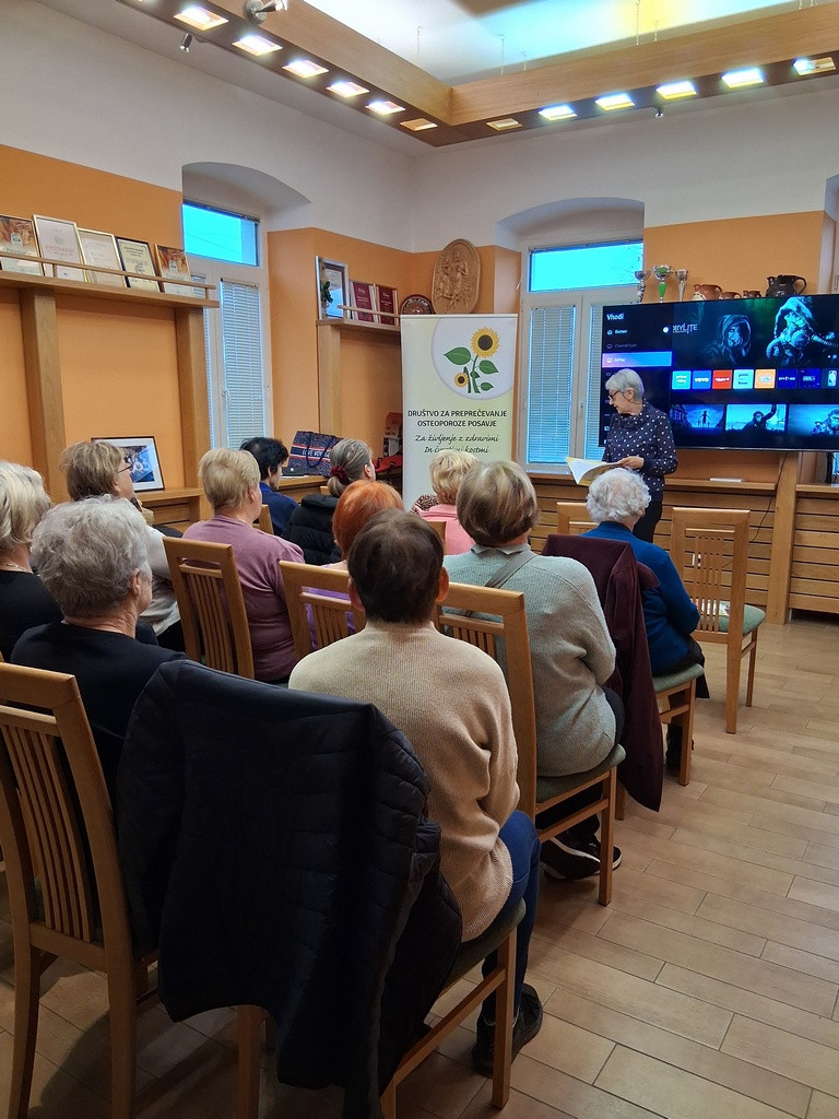 Jelka predstavlja program društva