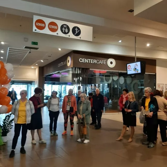 Udeleženci se zbirajo