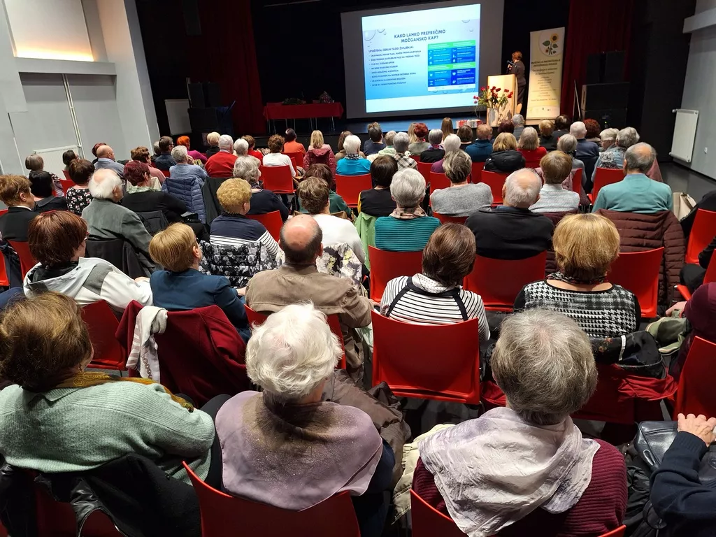 Popoldne posavskih osteoporotikov