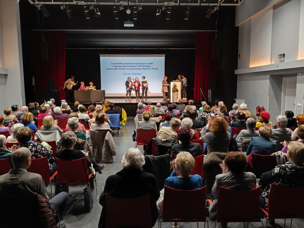 Popoldne posavskih osteoporotikov