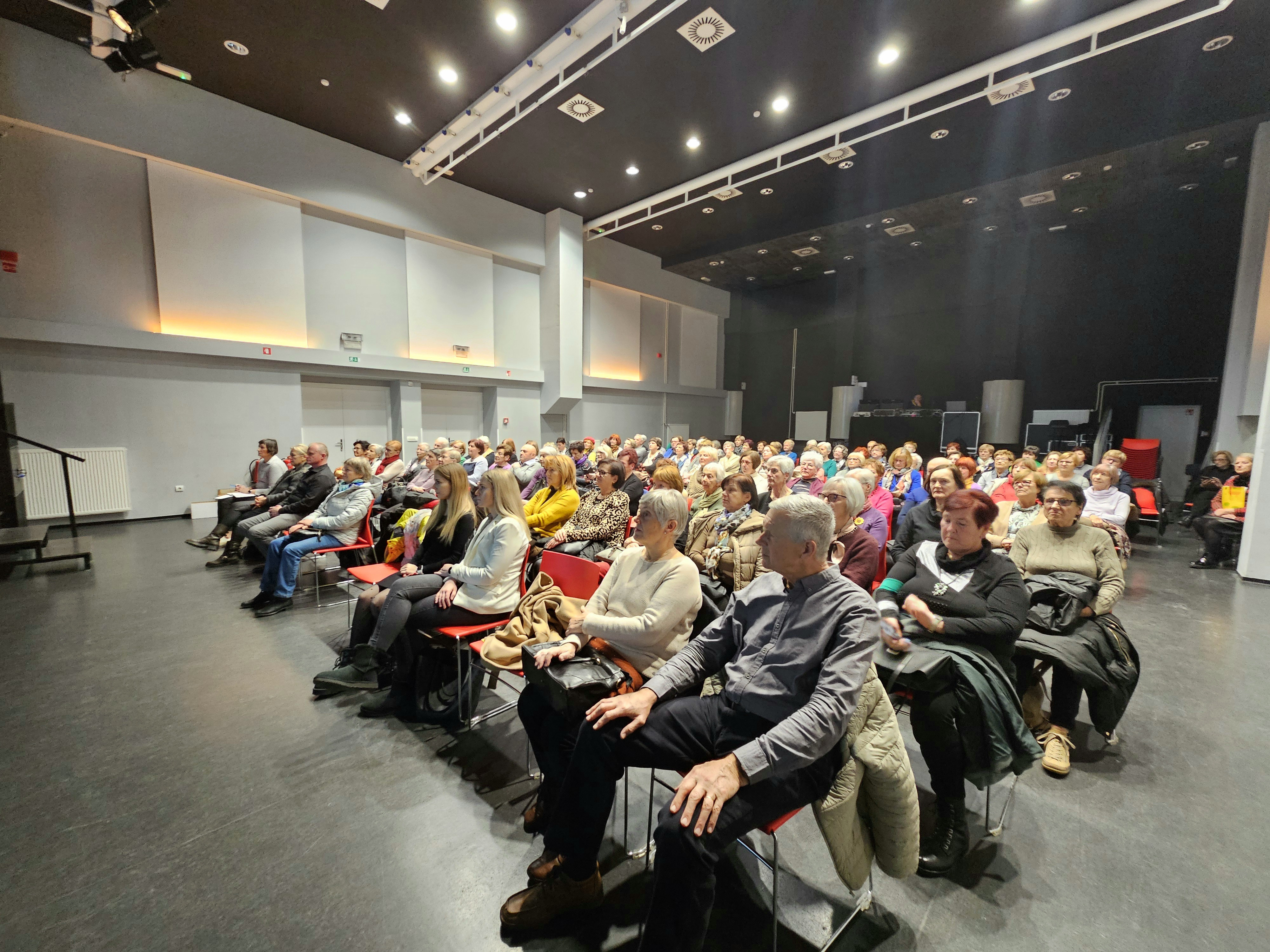 Popoldne posavskih osteoporotikov