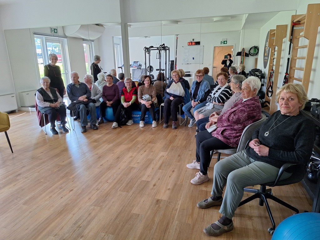 Tretje klubsko popoldne - tokrat z Jelko Gričar, pedikerko