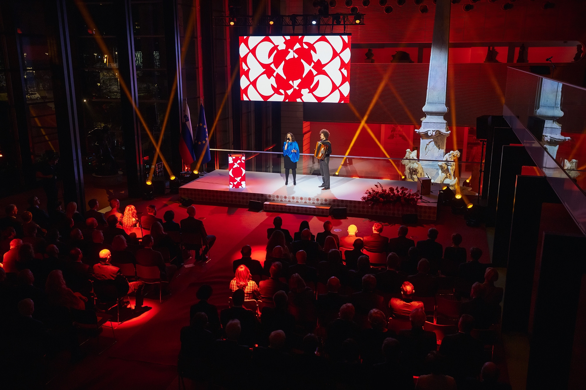 100 let Inštituta za narodnostna vprašanja