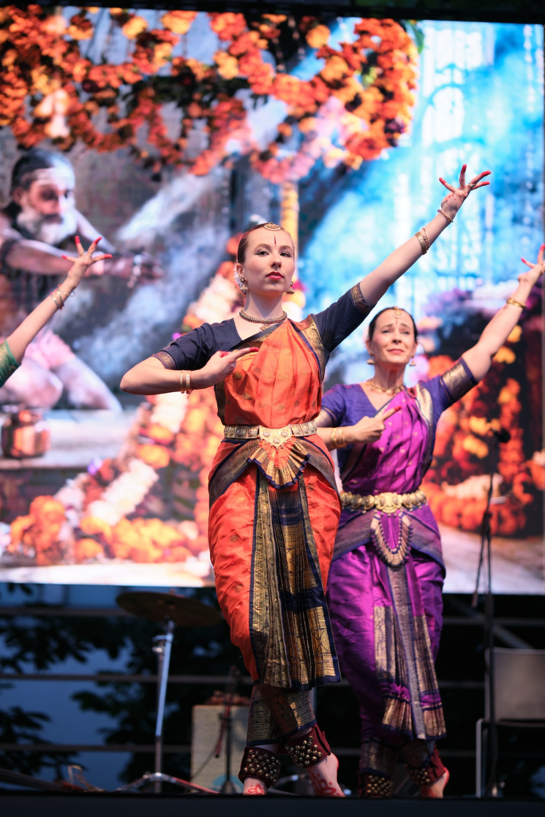 Krensa noč, Lions klub