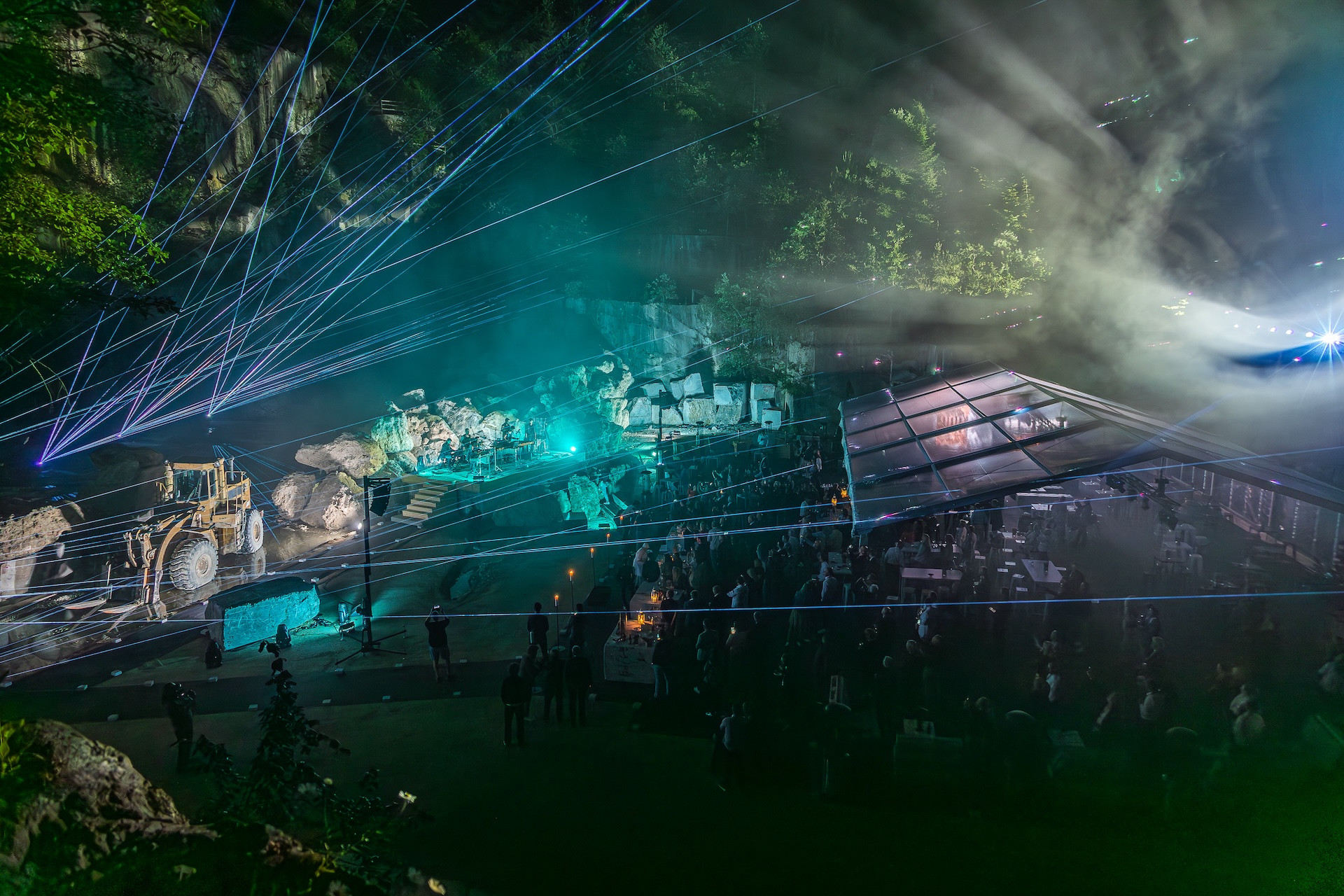 MARMOR HOTAVLJE 300 let