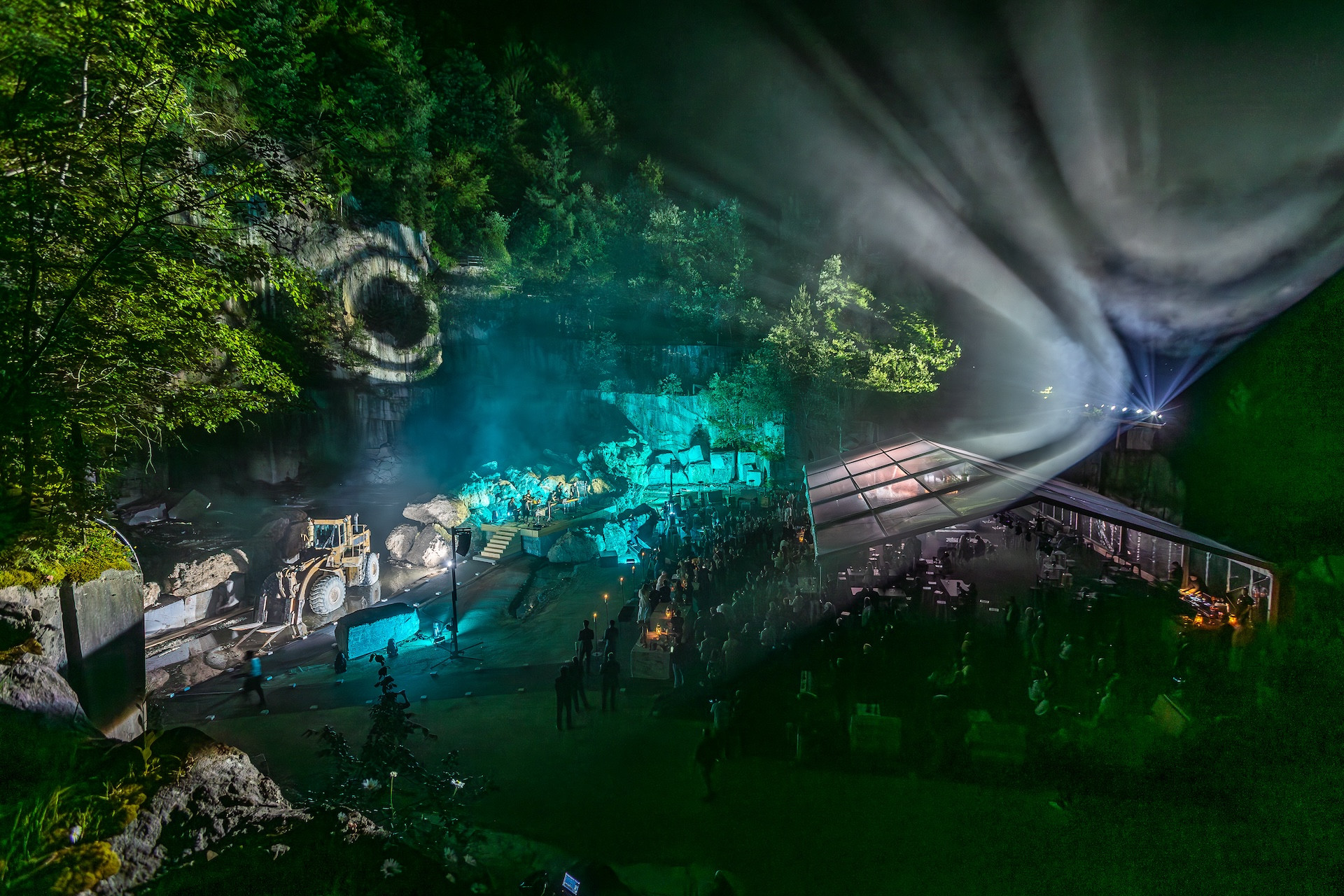 MARMOR HOTAVLJE 300 let