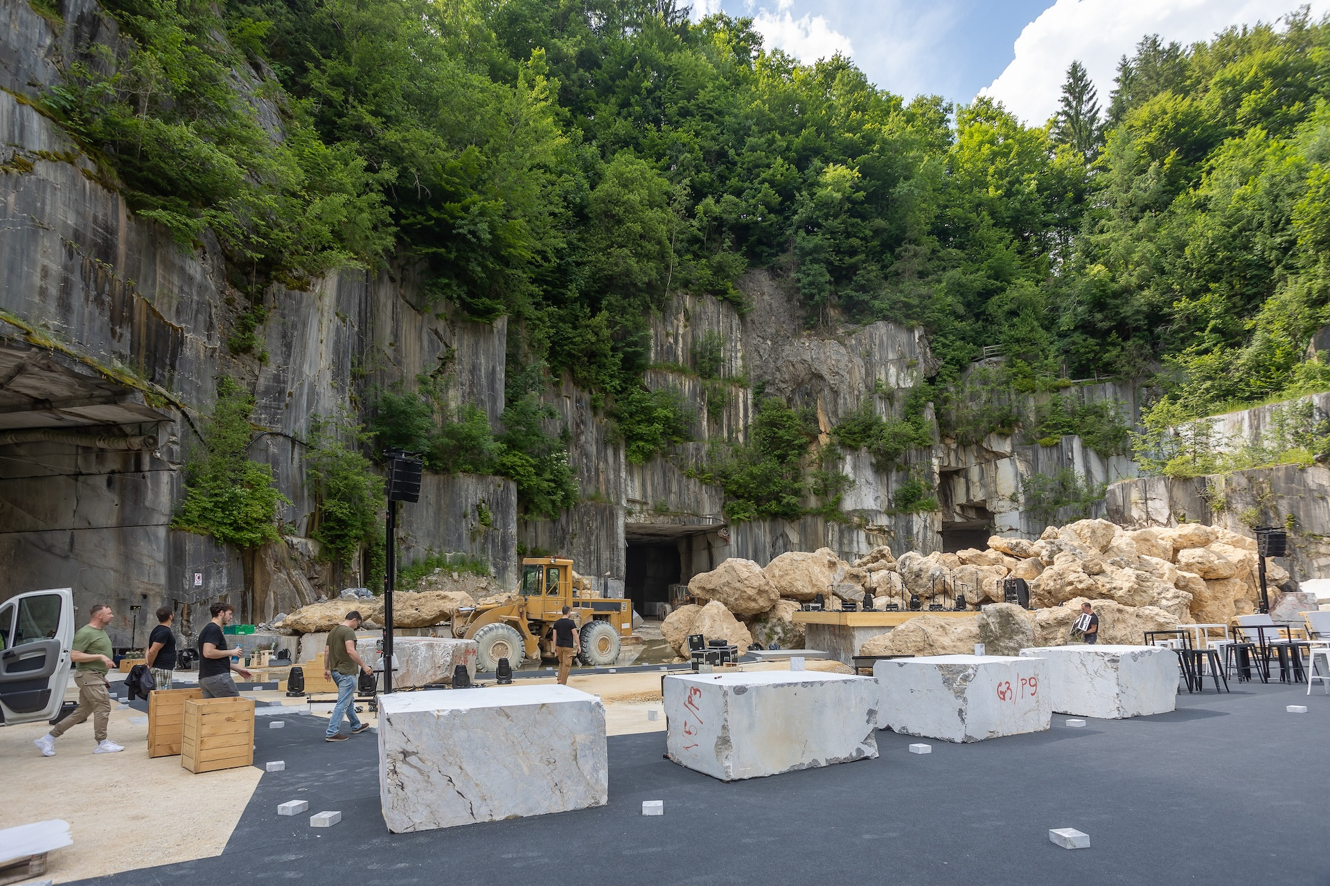 MARMOR HOTAVLJE 300 let