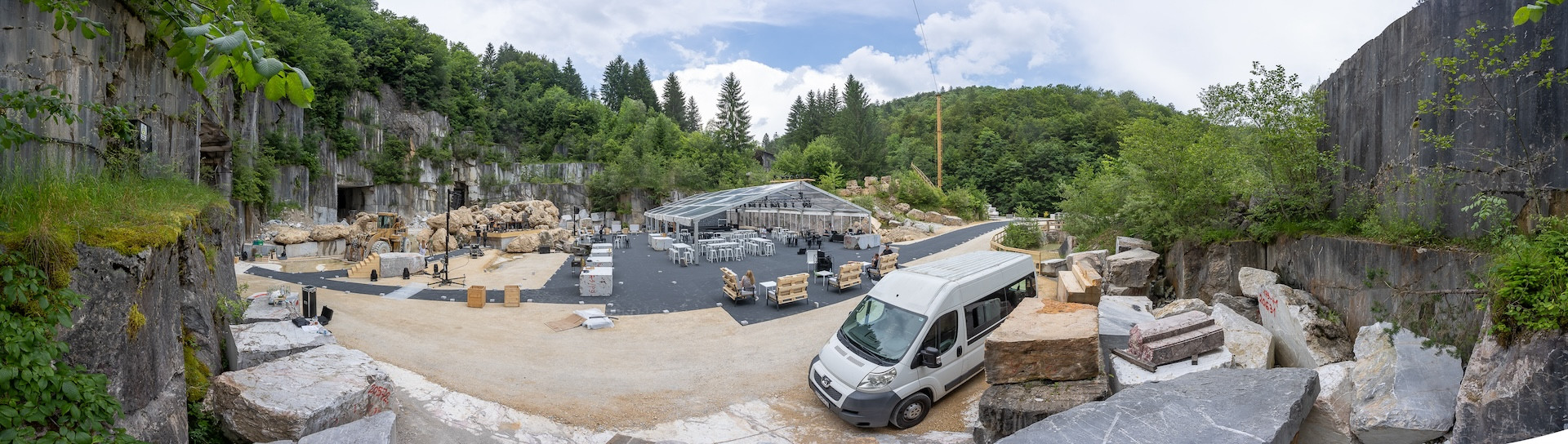 MARMOR HOTAVLJE 300 let