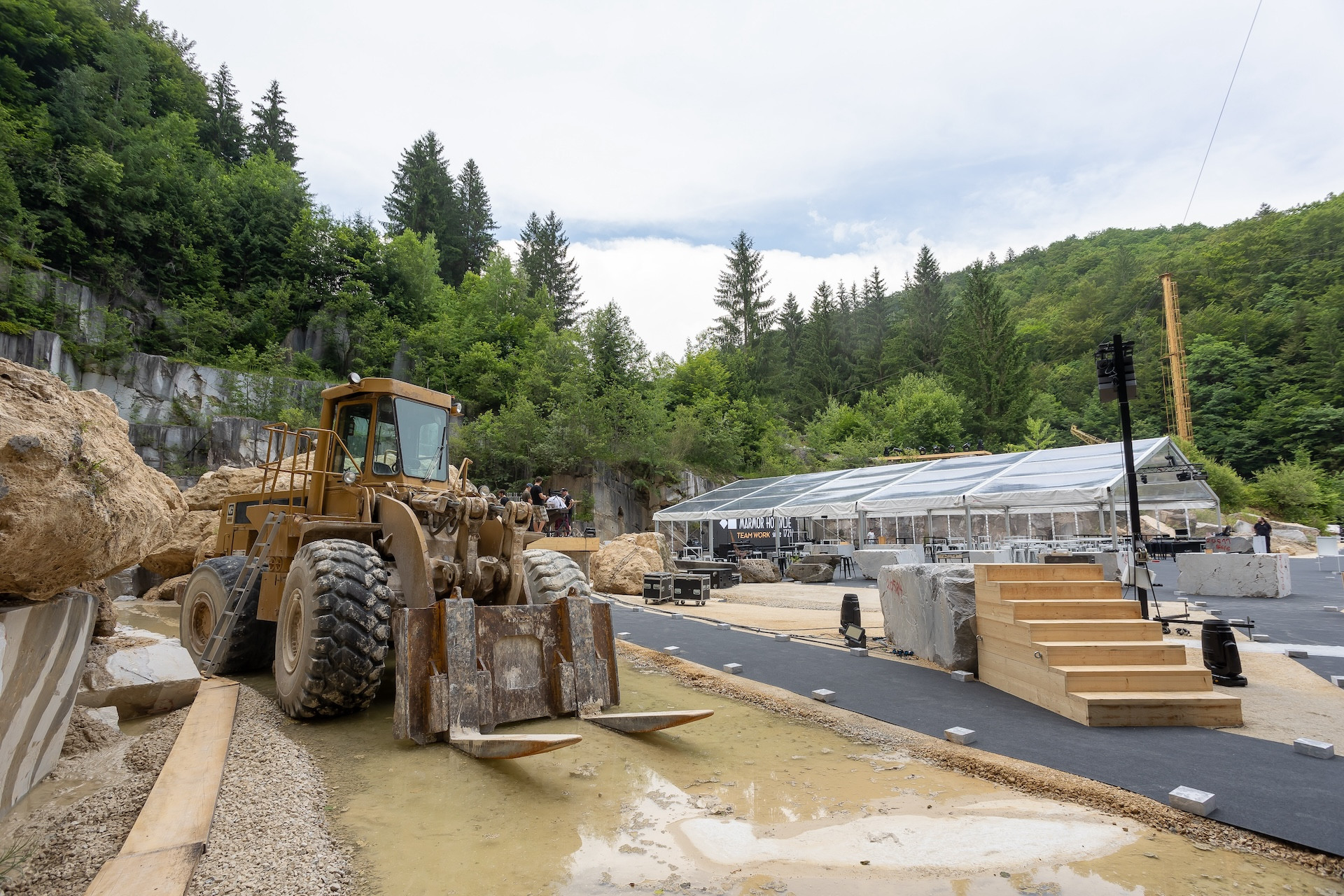 MARMOR HOTAVLJE 300 let