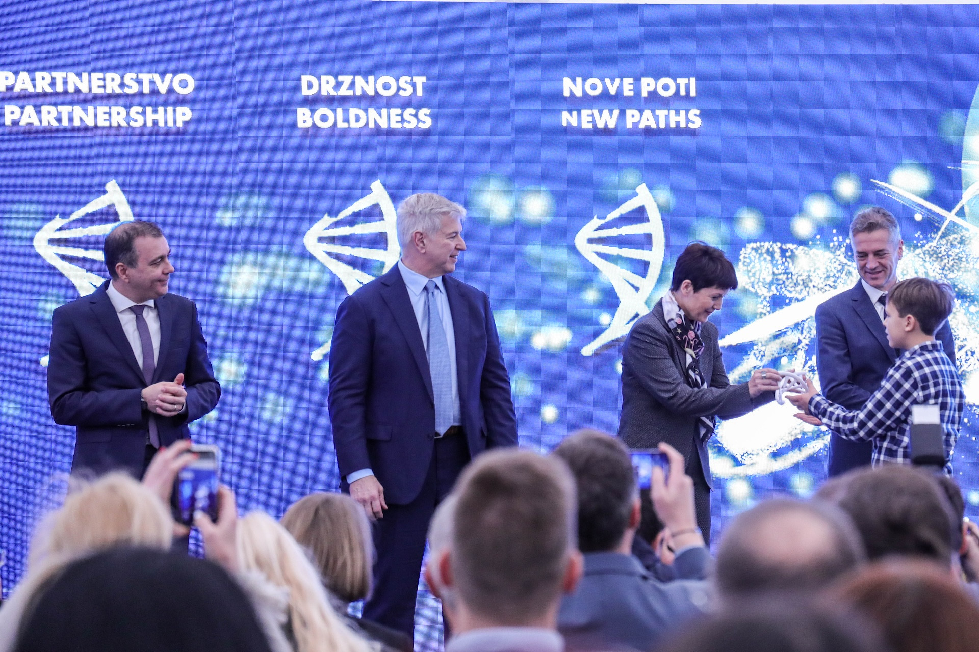 postavitvi temeljnega kamna za Visokotehnološki proizvodni center za podobna biološka zdravila