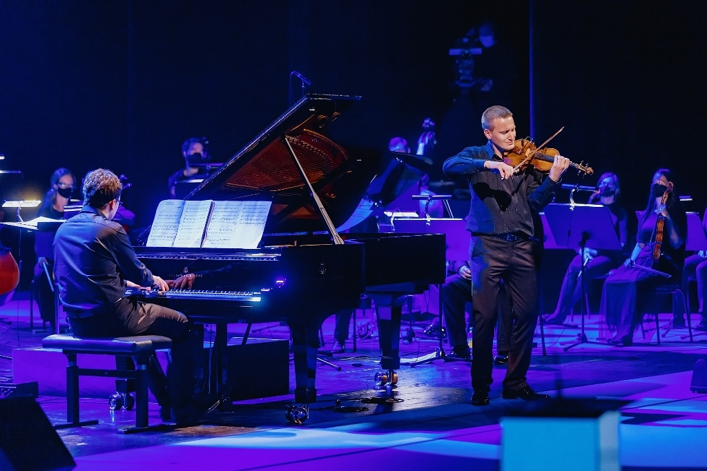 Pravna_fakulteta_100let_CD-84_foto_Marko_Delbello_Ocepek