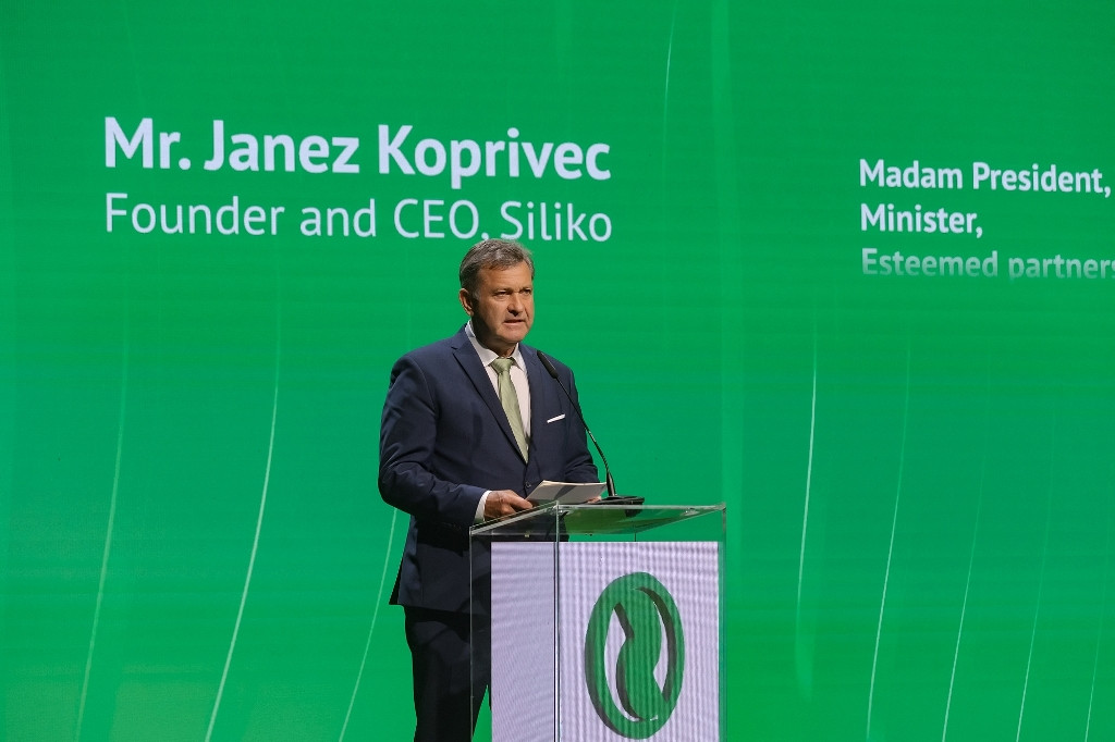 Siliko_30_let-147_foto_Marko_Delbello_Ocepek