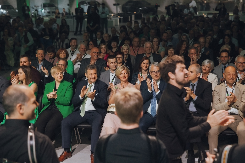 Siliko_30_let-302_foto_Marko_Delbello_Ocepek