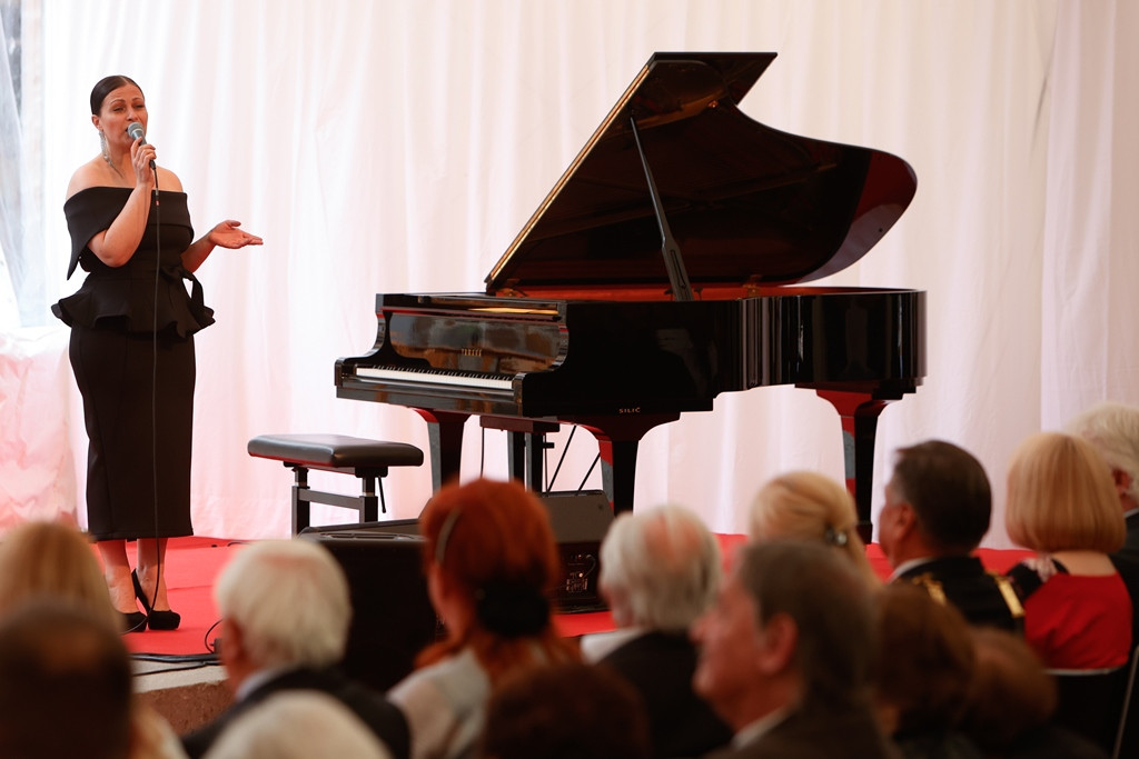 Slavnostna seja in podelitev naziva častni meščan in meščanka mesta Ljubljana