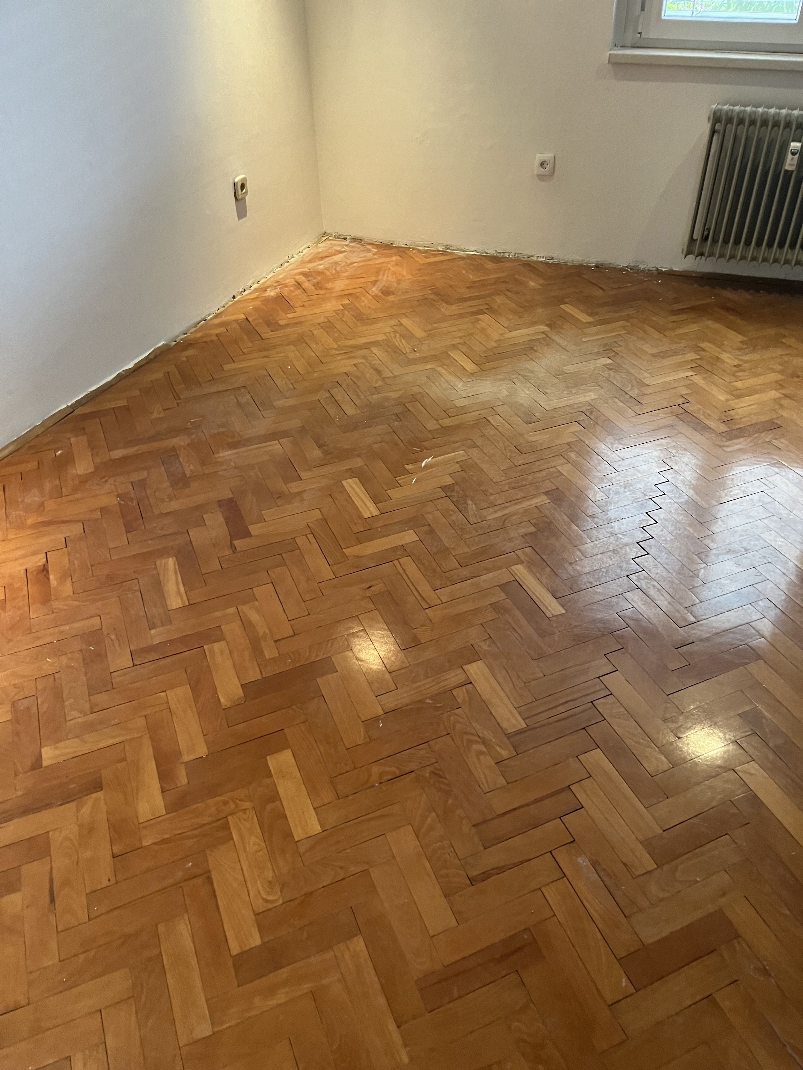 Obnova bukovega parketa MB