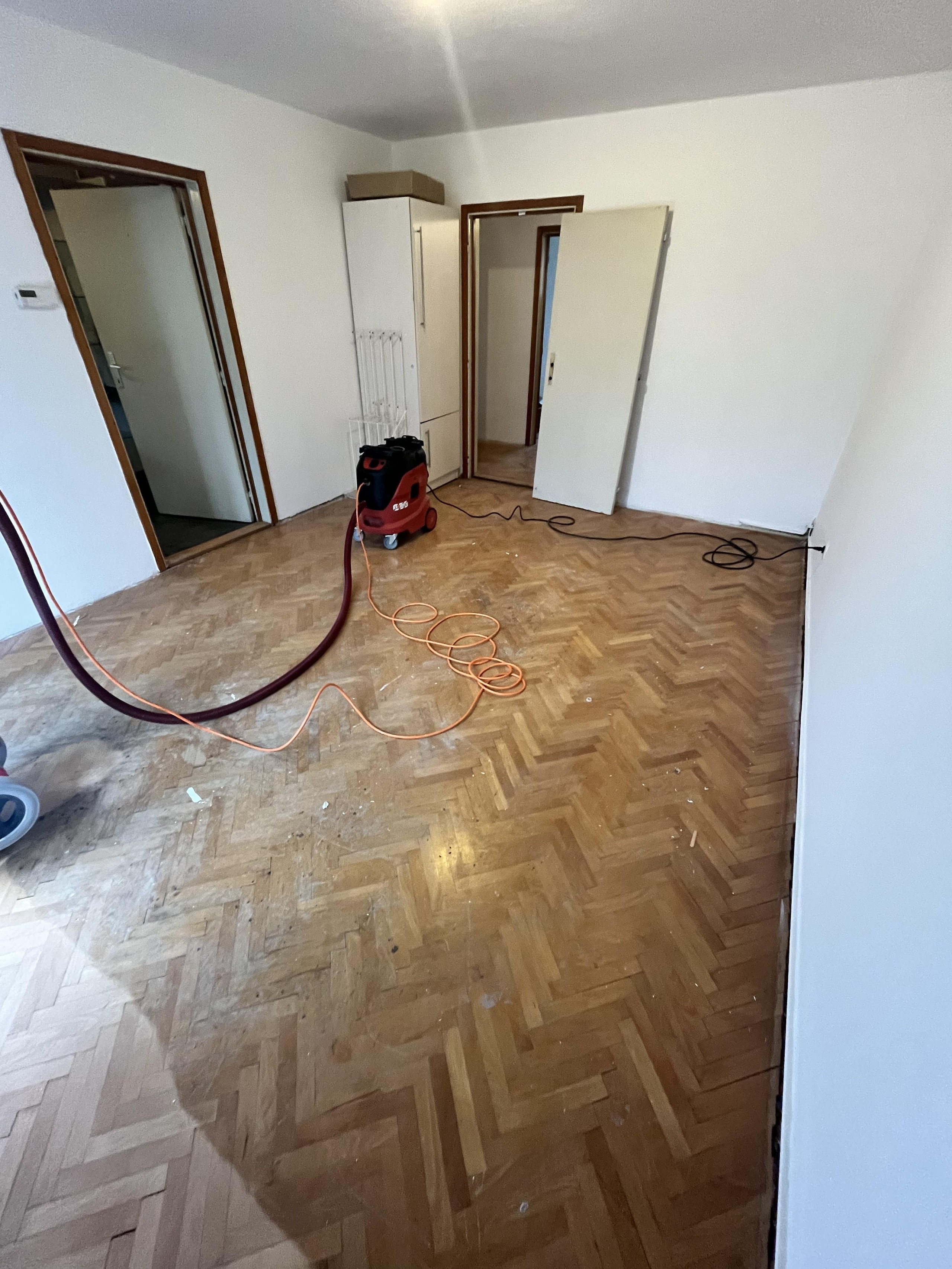 Obnova bukovega parketa - UB