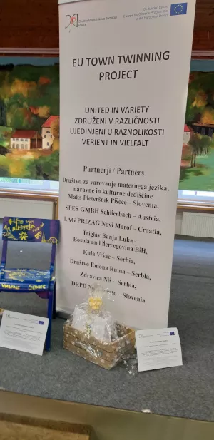 United in variety - združeni v različnosti