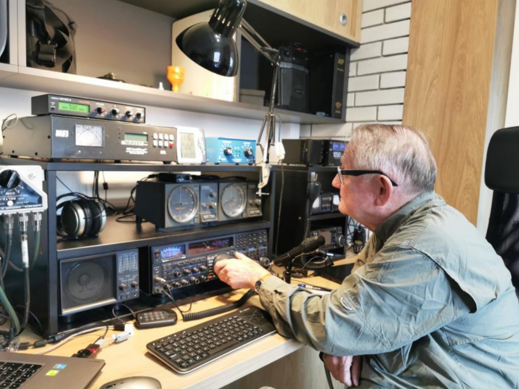 Obisk Ricka Harrisa, AI5P