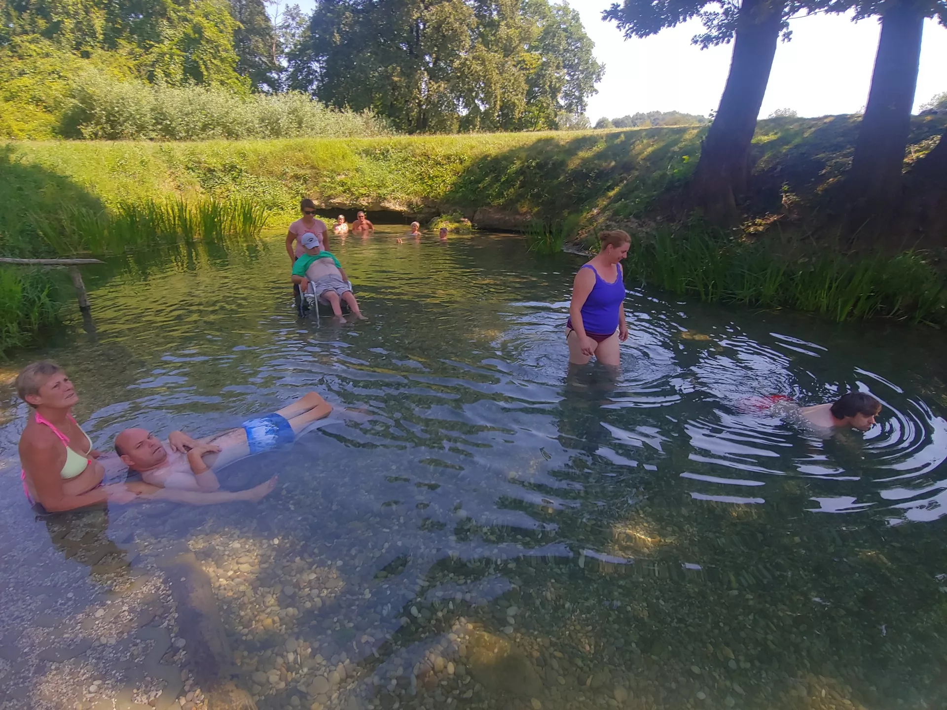 Center aktivnosti invalidnih oseb Bušeča vas