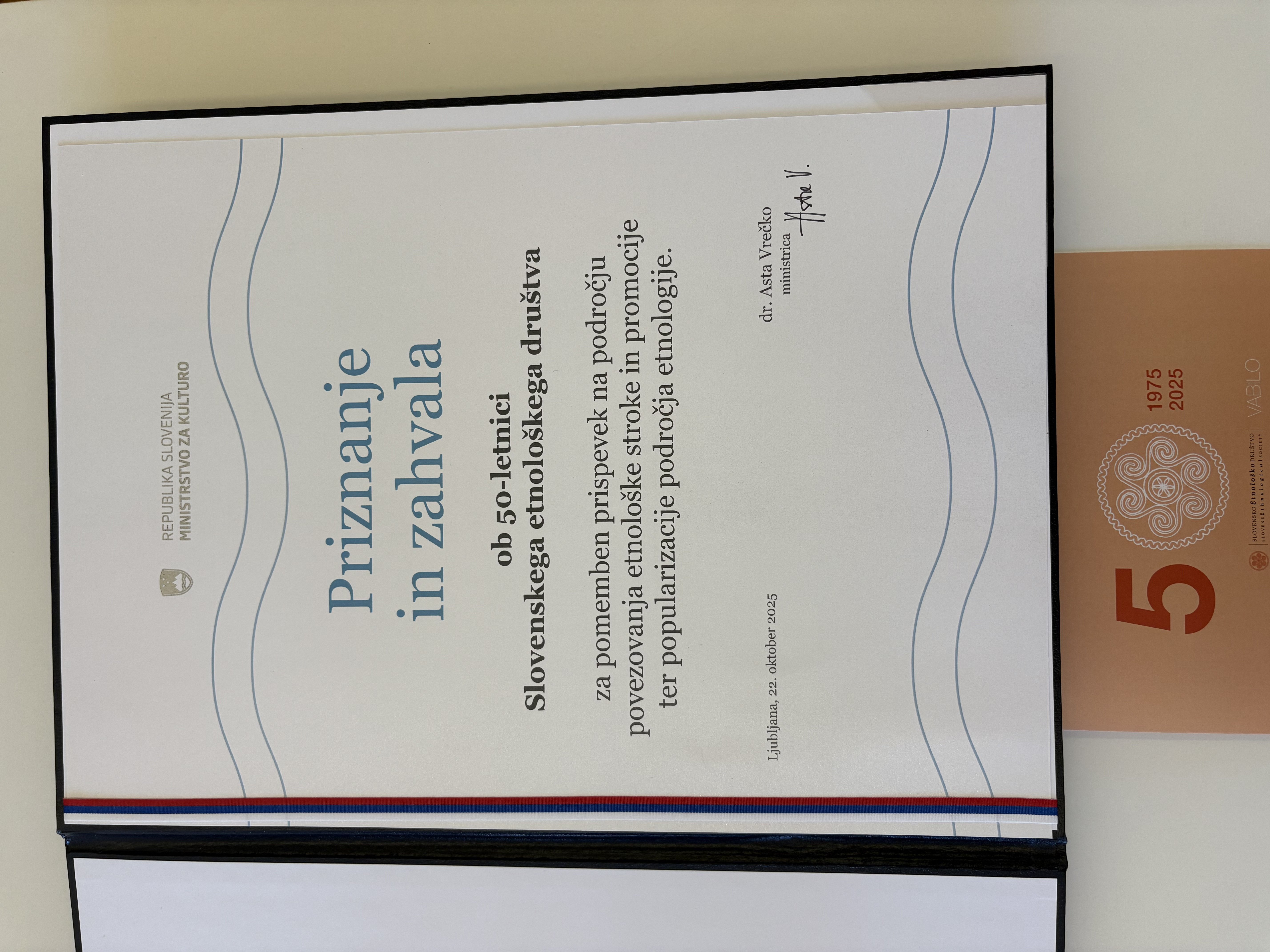 50 let društvenih vezi