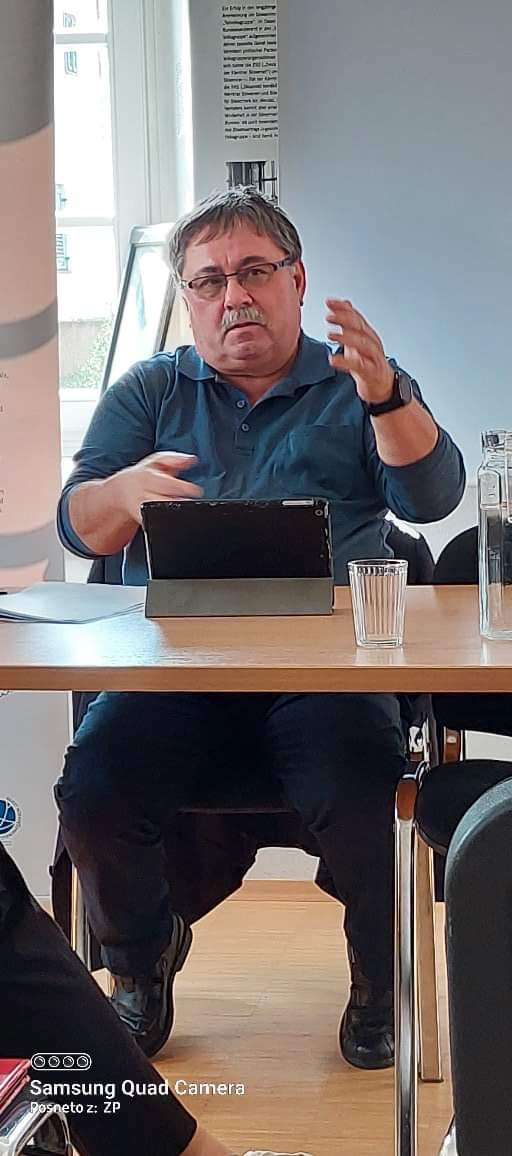 Posvet Slovenci v zamejstvu - reflefskija ob tridesetletnici smostojne Slovenije