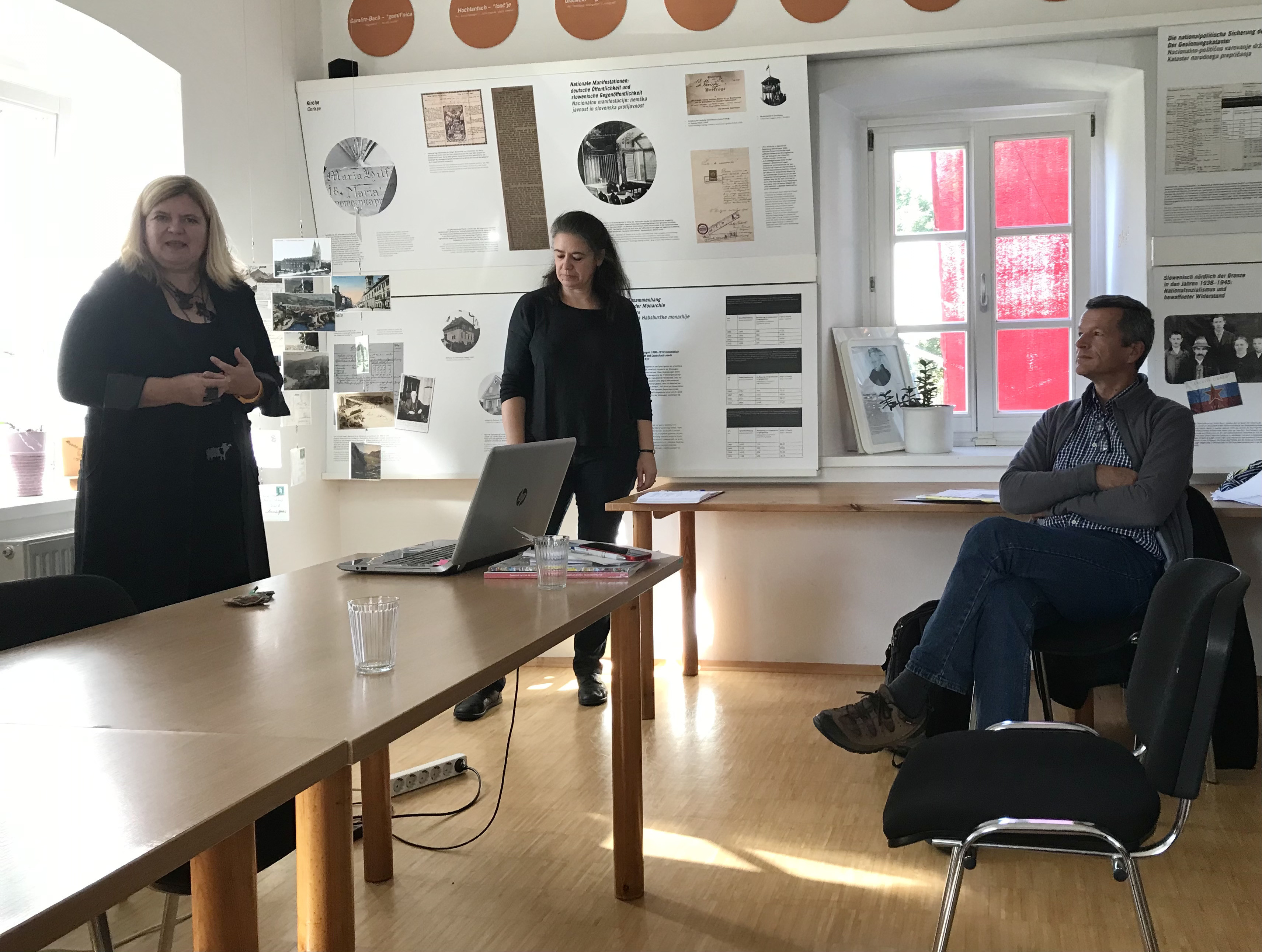 Posvet Slovenci v zamejstvu - reflefskija ob tridesetletnici smostojne Slovenije