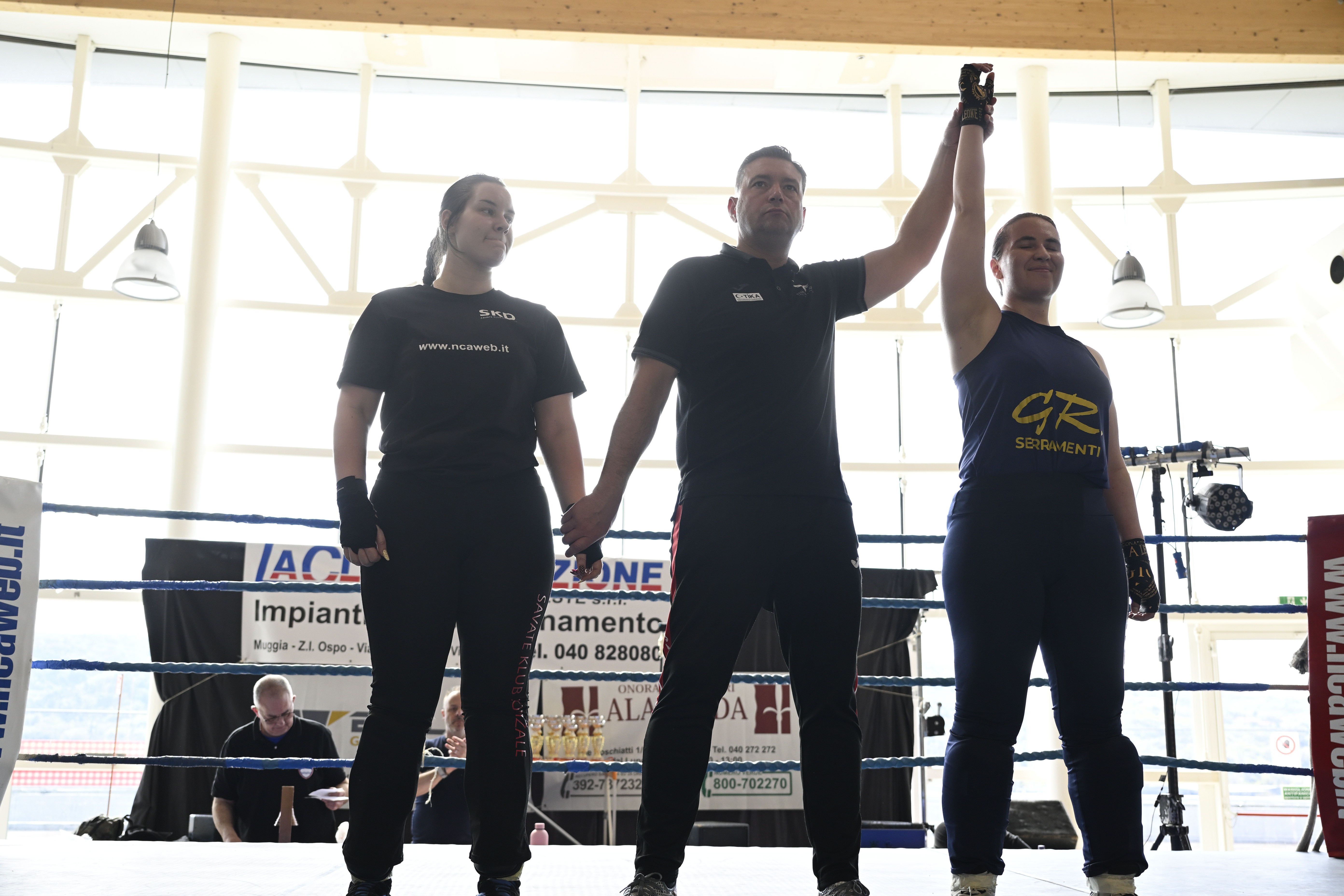 Savate dokazuje: borilne veščine so za vsako žensko – naše tekmovalke zasijale v Trstu
