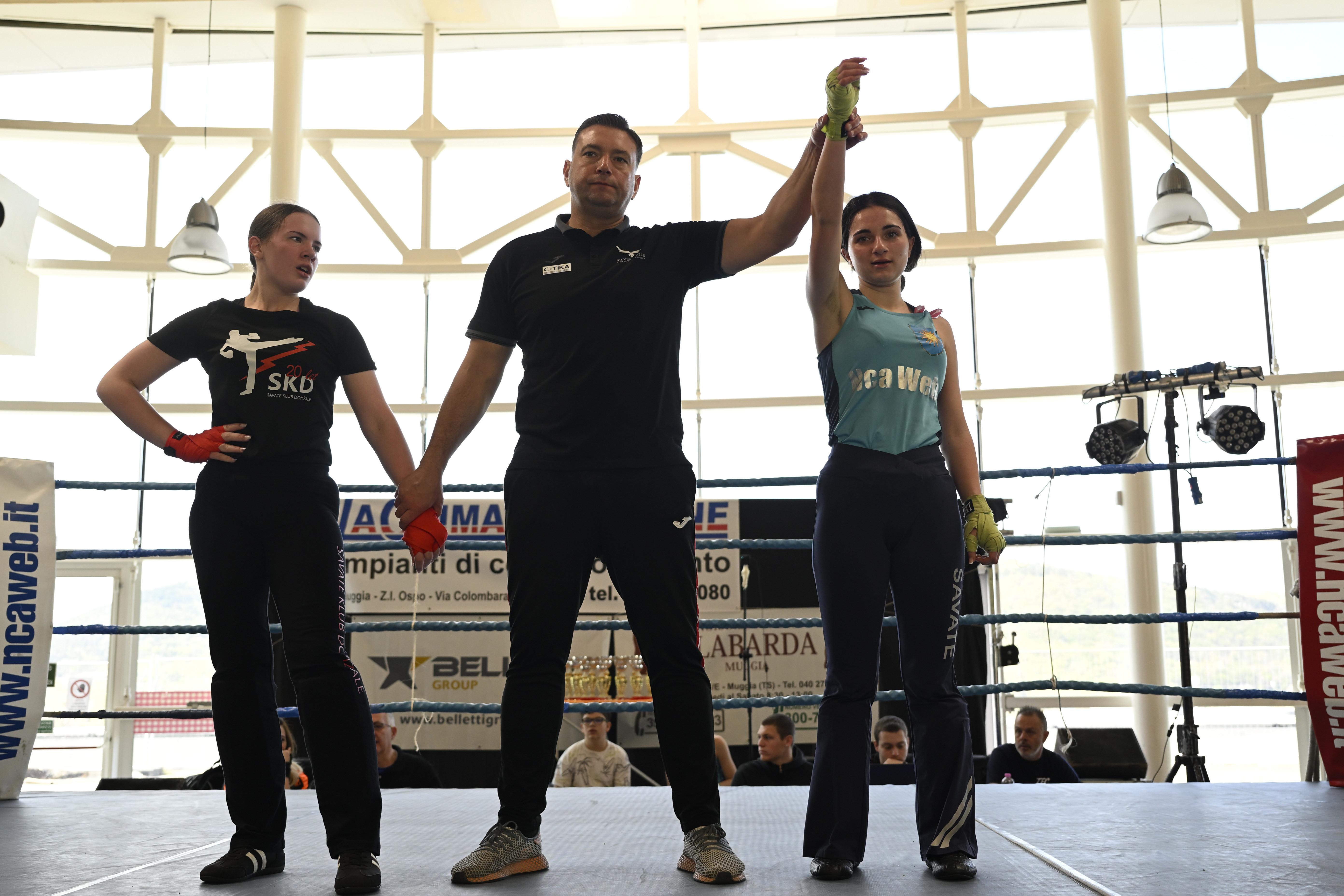 Savate dokazuje: borilne veščine so za vsako žensko – naše tekmovalke zasijale v Trstu
