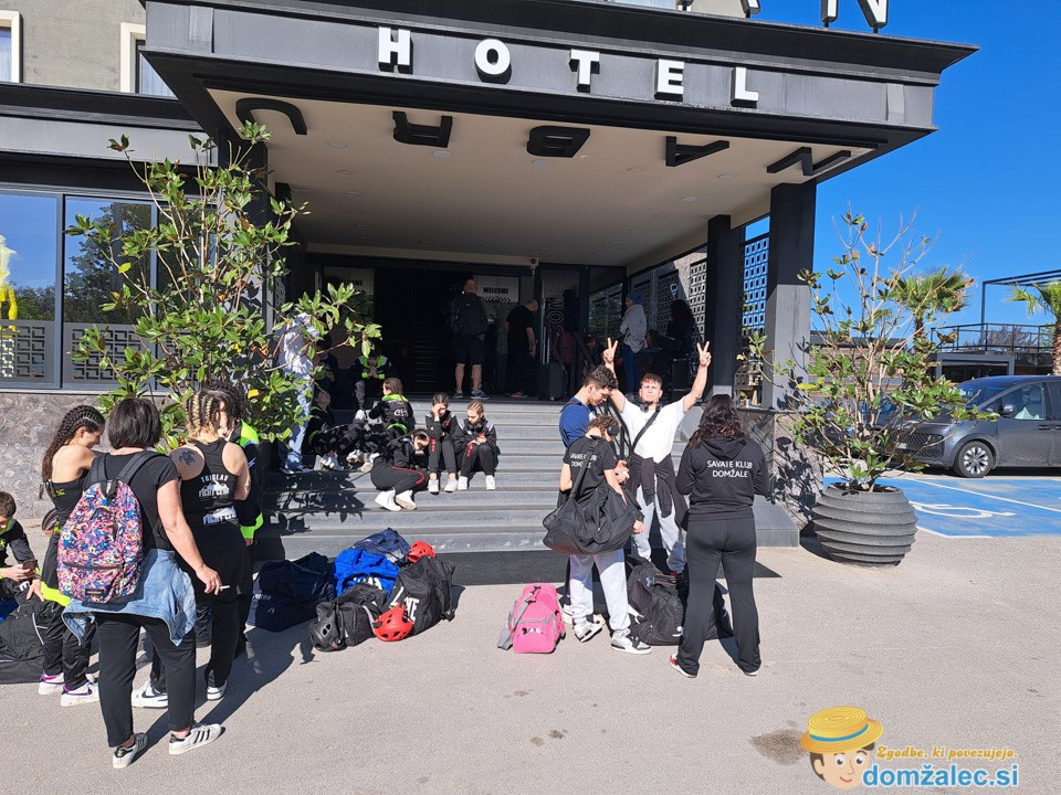 Savate klub Domžale na svetovnem pokalu v Bolgariji, tečaj samoobrambe in občni zbor