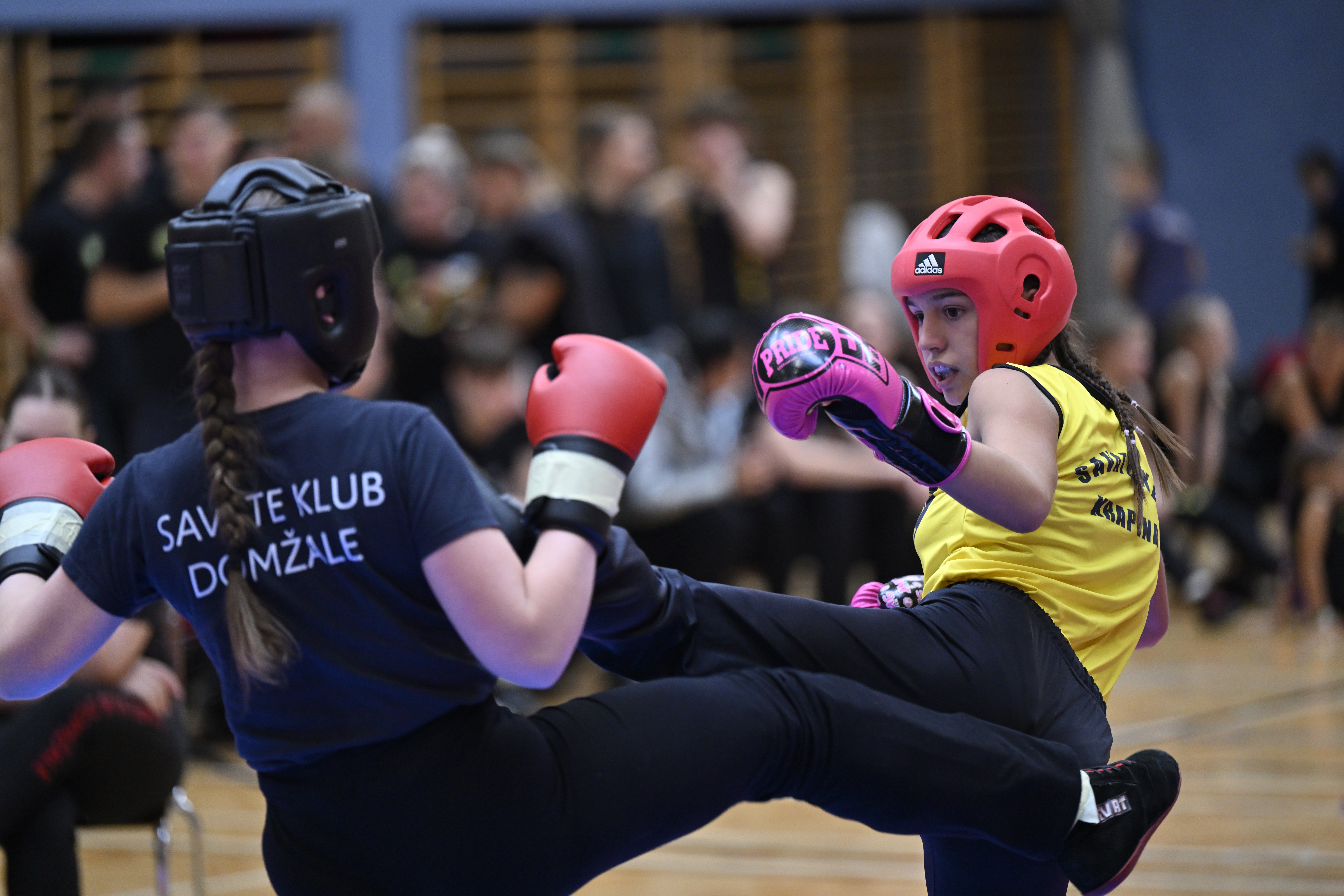 Savate klub Domžale na začetku sezone že šestič blestel na svetovnem pokalu v Weizu, Avstrija