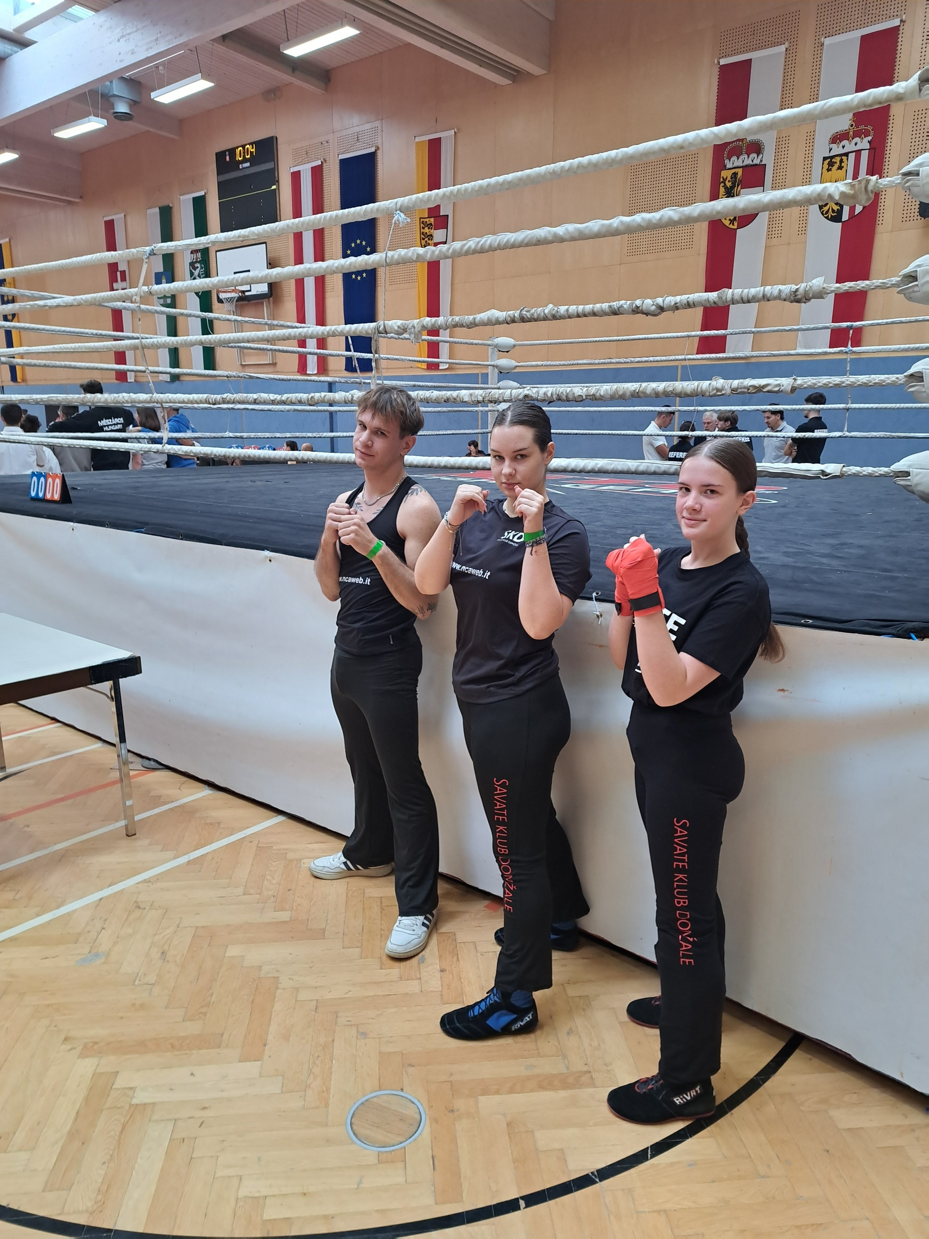 Savate klub Domžale na začetku sezone že šestič blestel na svetovnem pokalu v Weizu, Avstrija