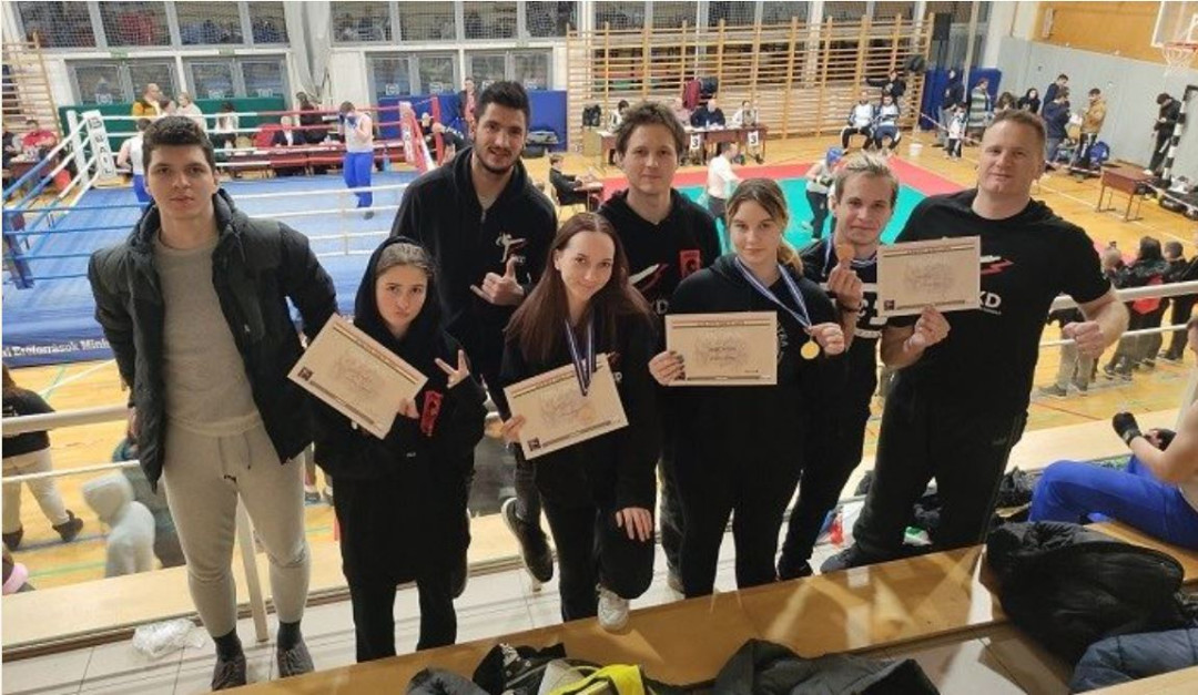 Savate klub Domžale v Budimpešti na 10. odprtem savate prvenstvu z zlato medaljo