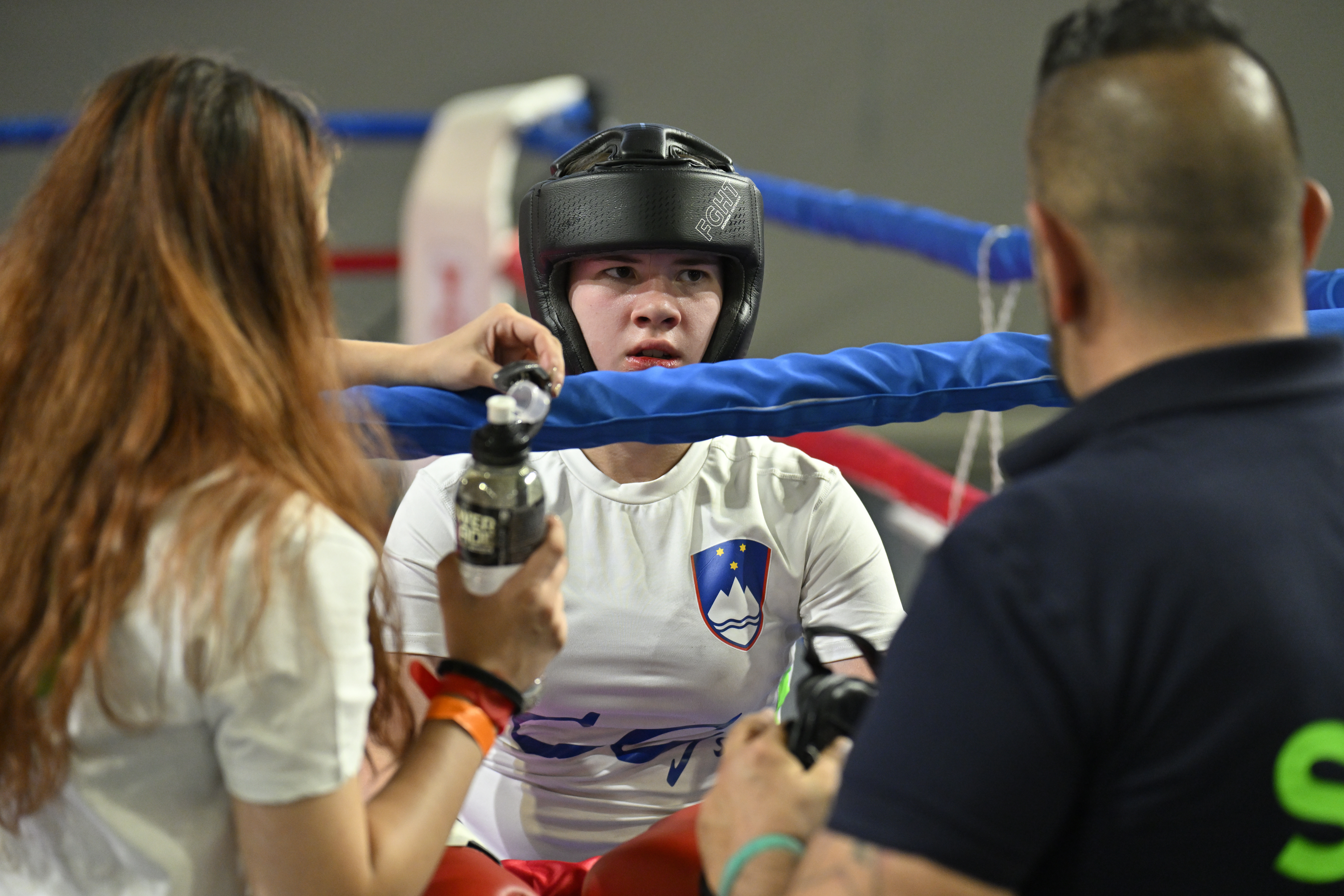 Slovenska savate reprezentanca navdušila na evropskem mladinskem prvenstvu v Sloveniji