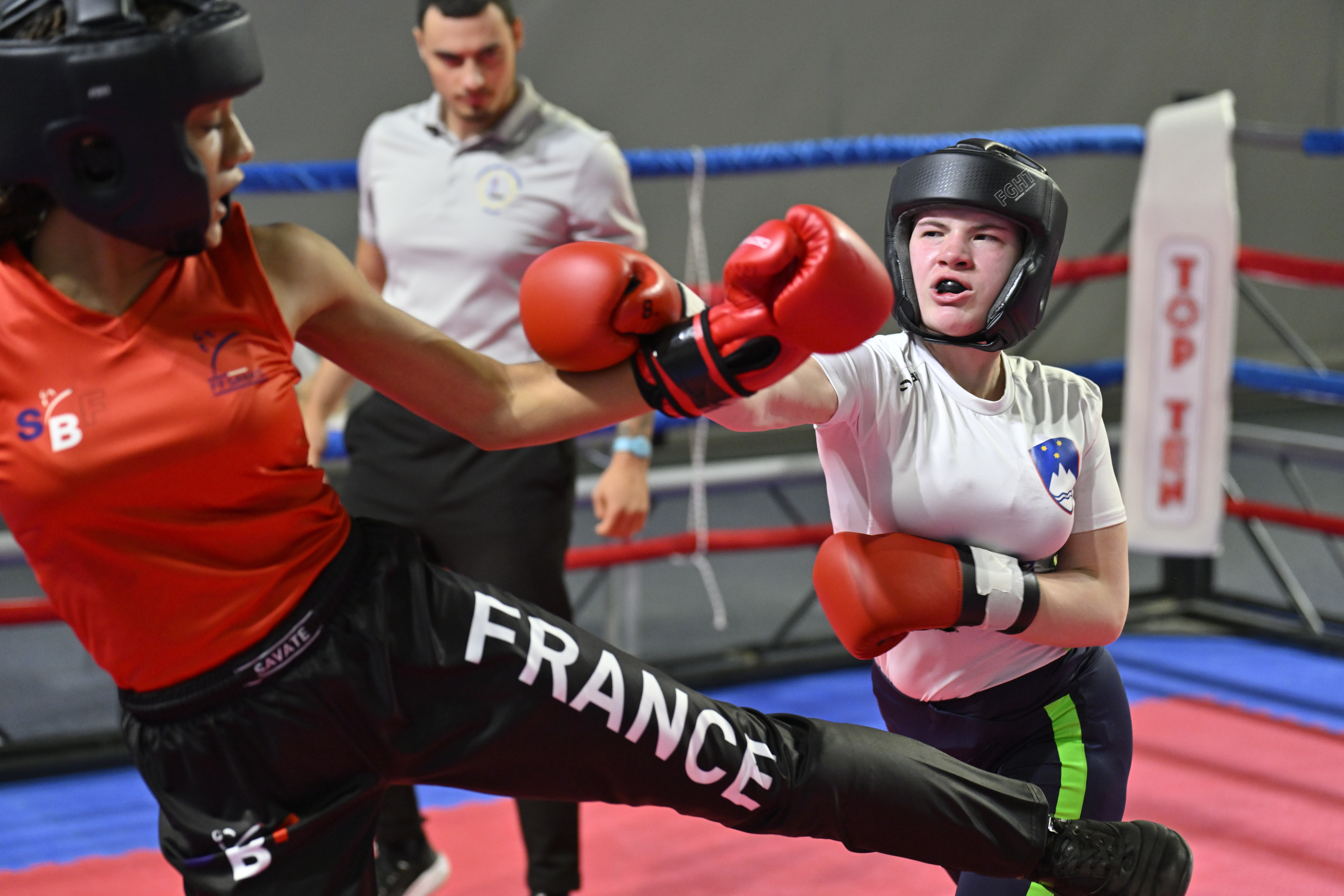 Slovenska savate reprezentanca navdušila na evropskem mladinskem prvenstvu v Sloveniji