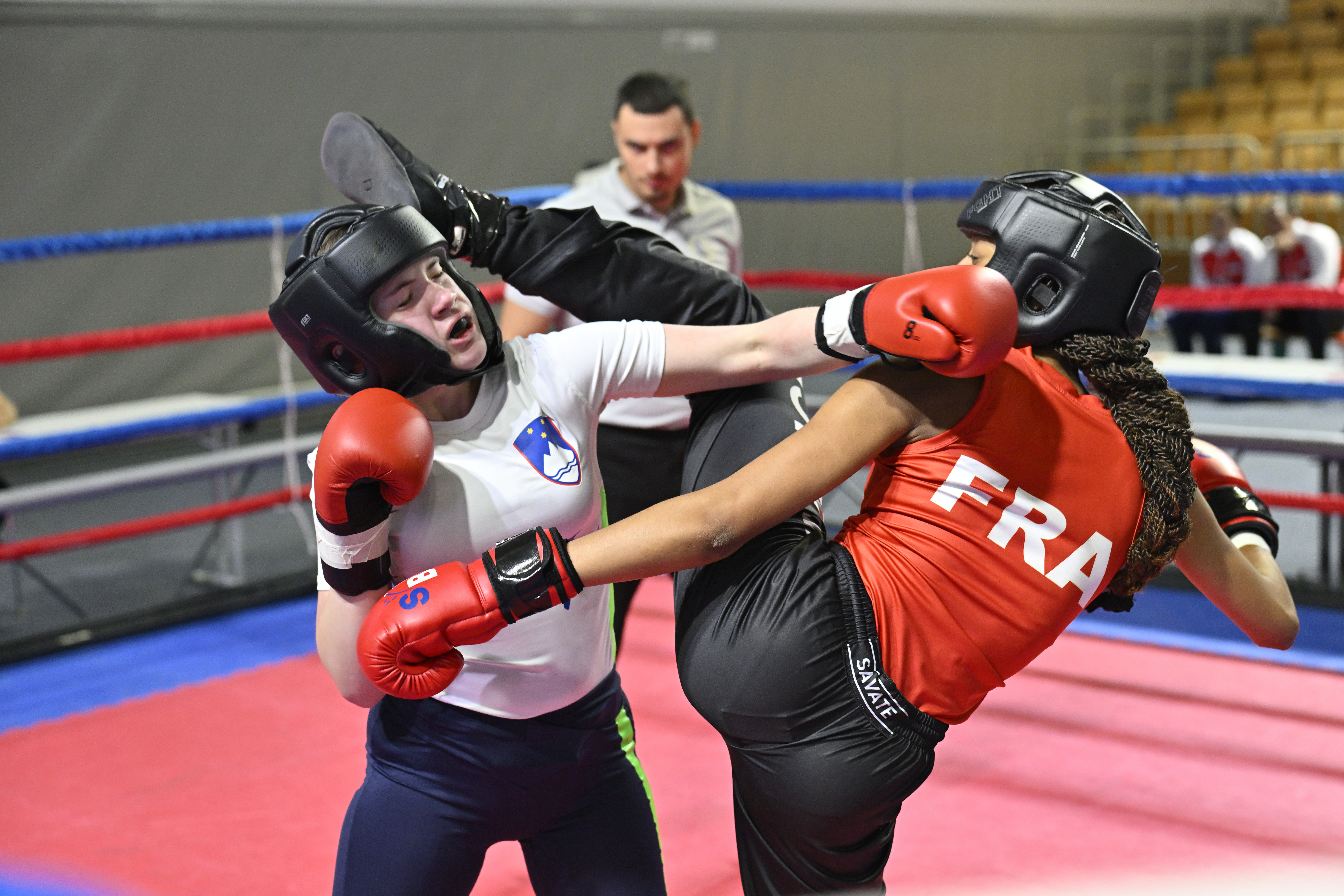 Slovenska savate reprezentanca navdušila na evropskem mladinskem prvenstvu v Sloveniji