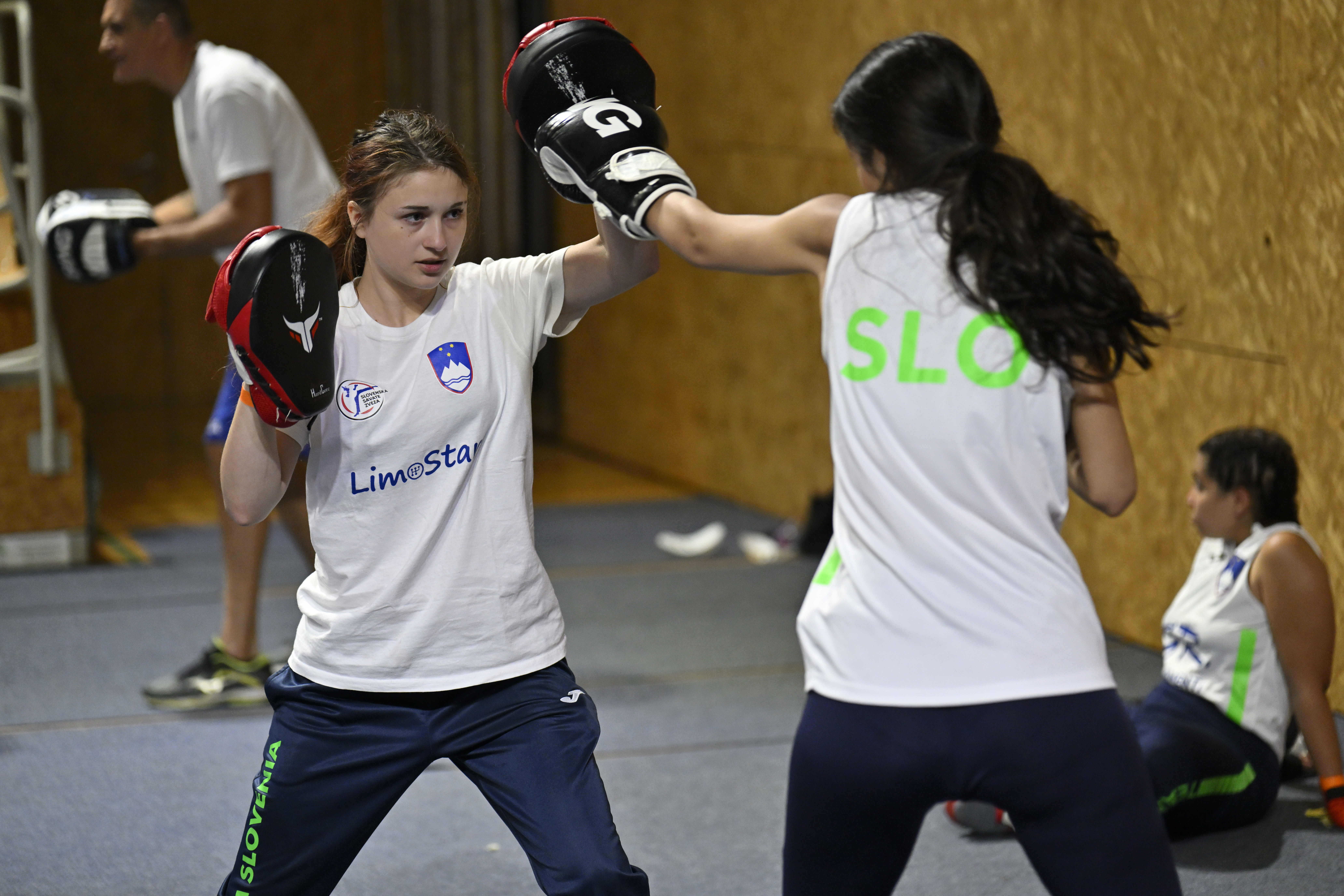 Slovenska savate reprezentanca navdušila na evropskem mladinskem prvenstvu v Sloveniji