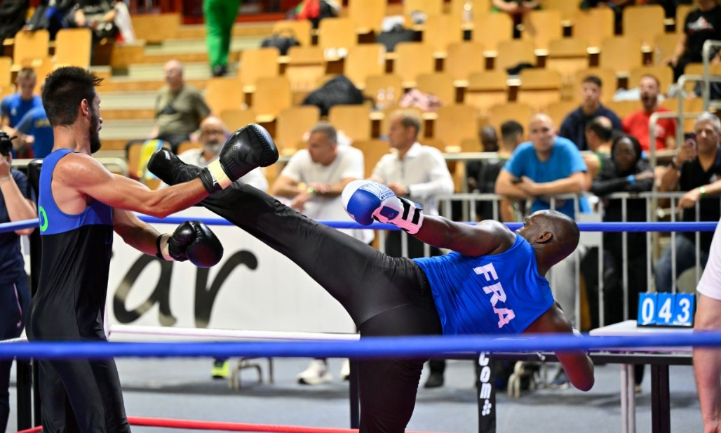 Slovenska savate reprezentanca navdušila na svetovnem članskem prvenstvu 2024 prvič v Sloveniji