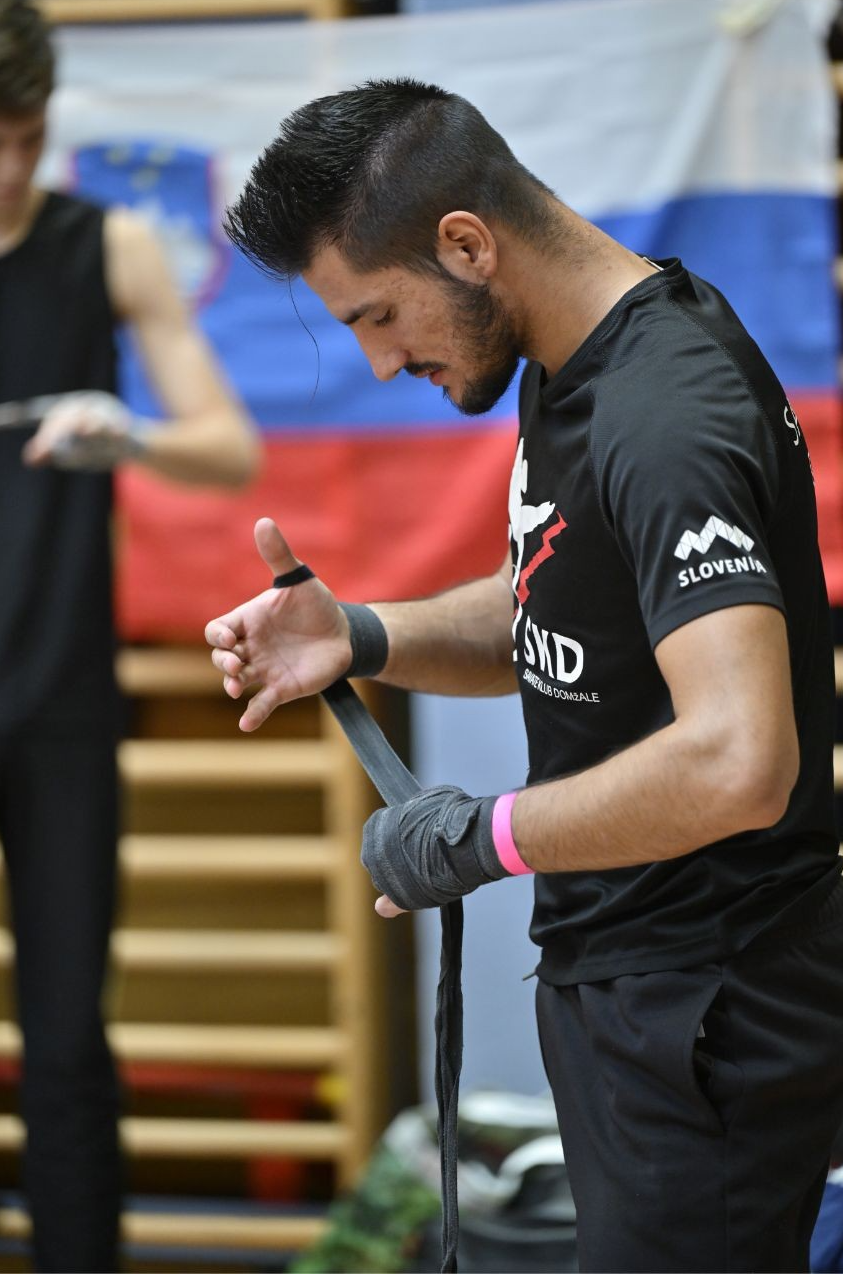 Žan Šubelj osvojil naslov svetovnega klubskega prvaka v Weizu, Avstrija