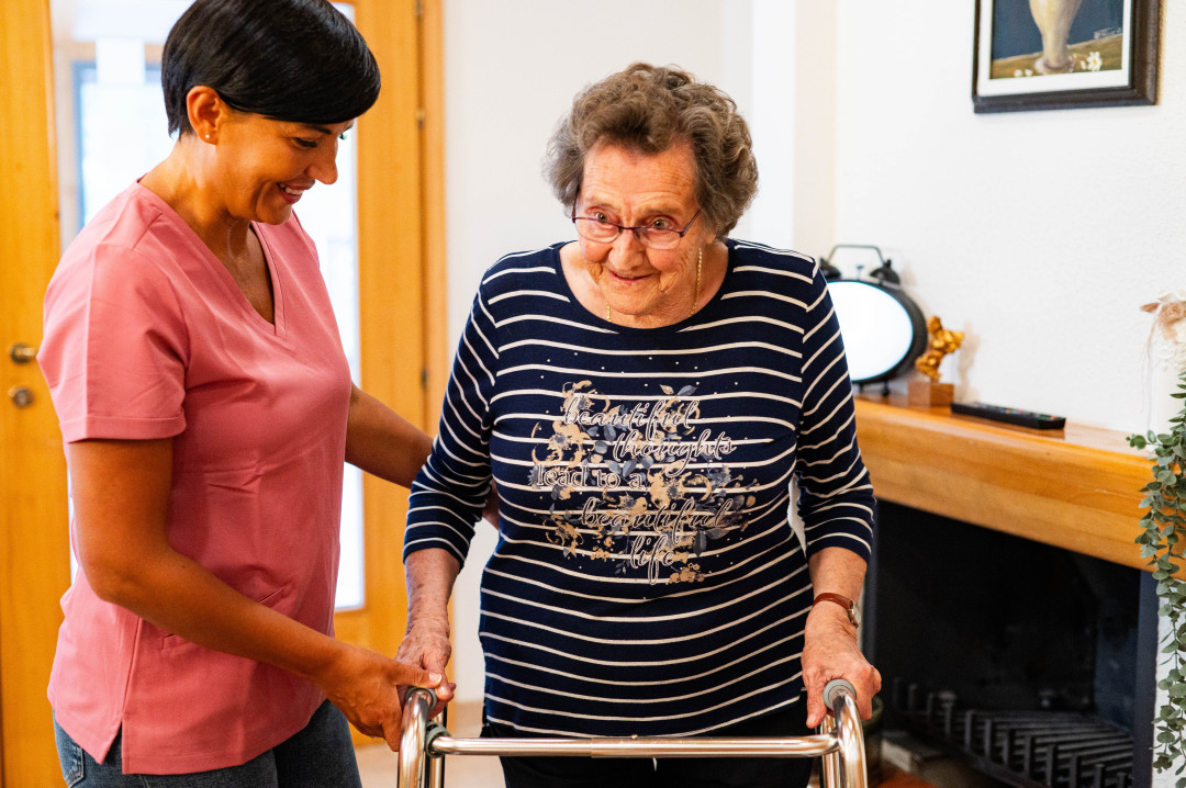 Ne odvzemite osebi z demenco tega, kar ji še ostaja
