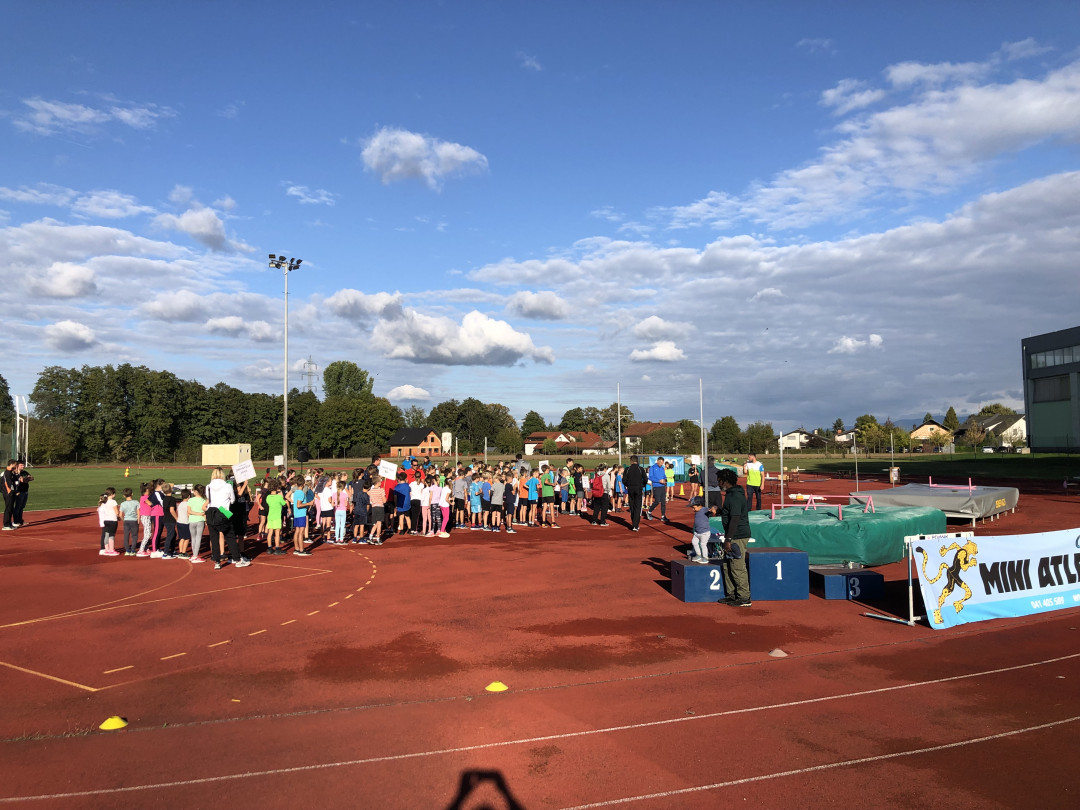 Na Mini Olimpijadi 2021 v Brežicah se je predstavilo skoraj 200 otrok