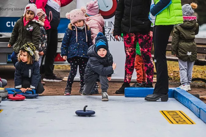 Peking doma - Brežice