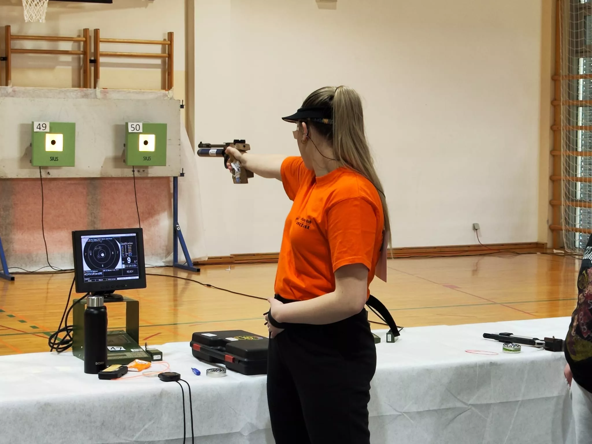 LARA ZORKO DRŽAVNA PRVAKINJA, GREGOR KUHAR USTRELIL 570 KROGOV IN V FINALU, ČLANI EKIPNO 3., URŠKA GMAJNIČ V FINALU!