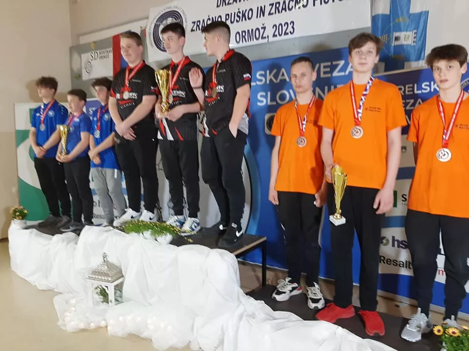 Medalja za starejše dečke na 32. državnem prventsvu!
