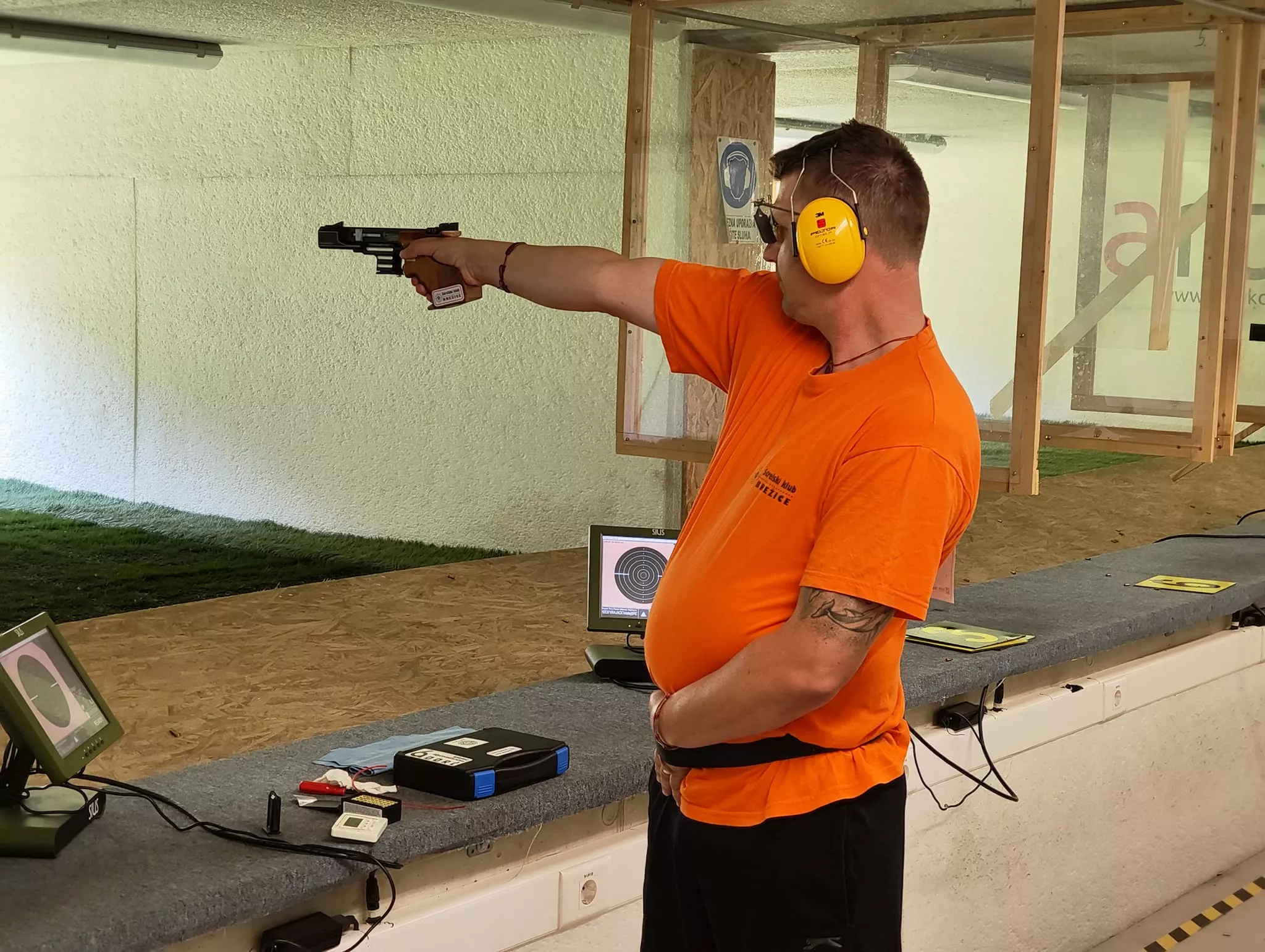 Tri odličja za naše strelce na 33. DP MK pištola 25m!