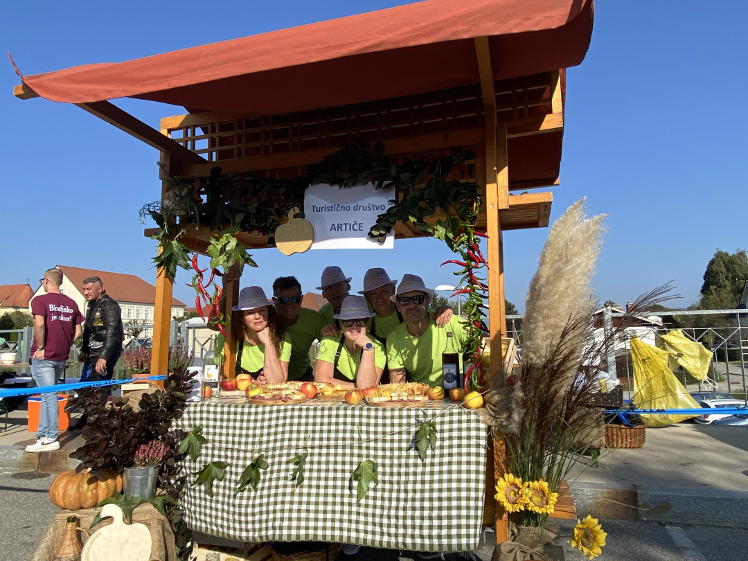 Kuhanje Županovega golaža 2023