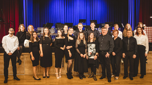 Artiški tamburaši na 42. festivalu tamburašev in mandolinistov