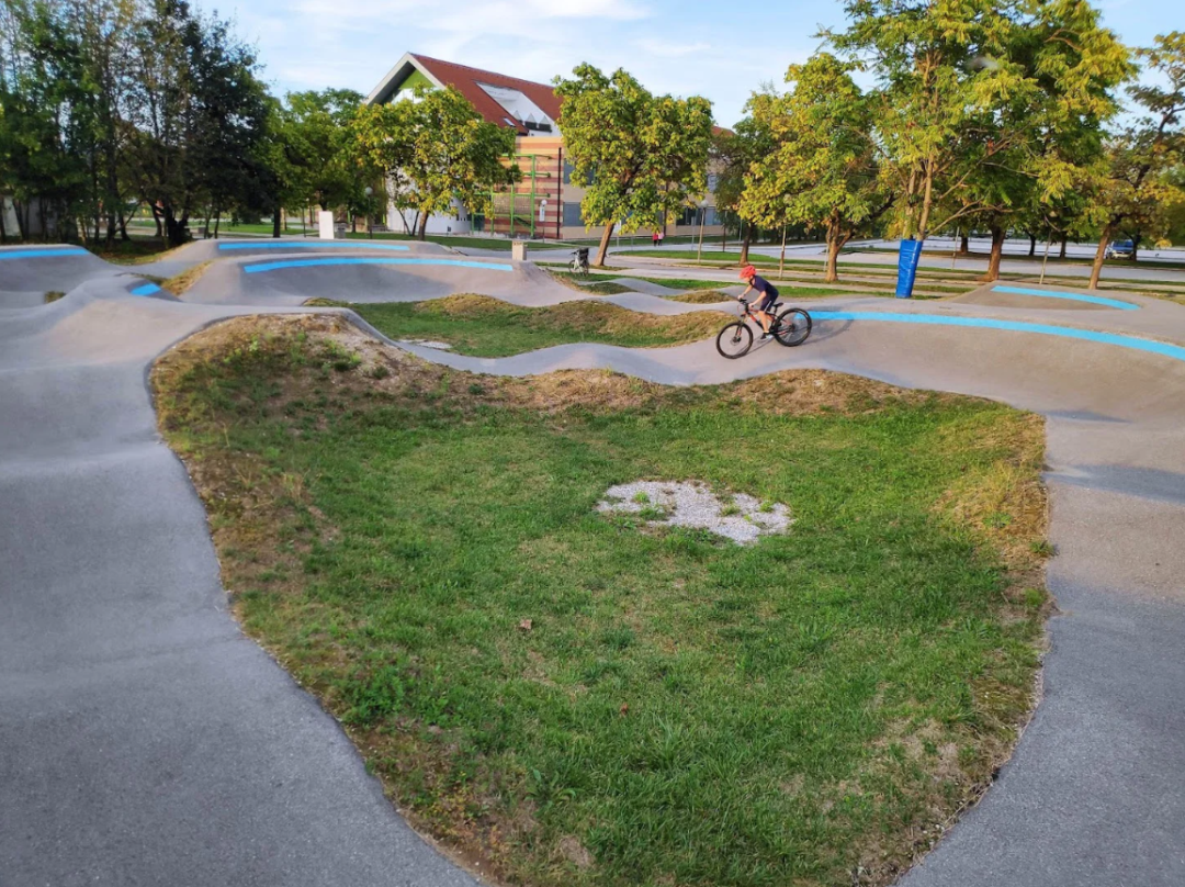 Pump track steza