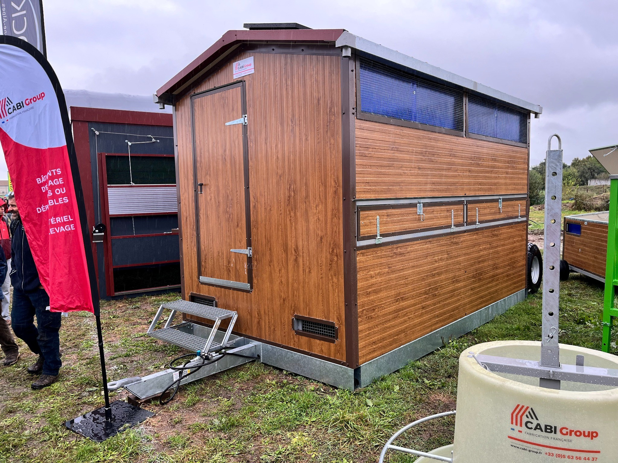 Mobilni hlevi in prosta rejo živali