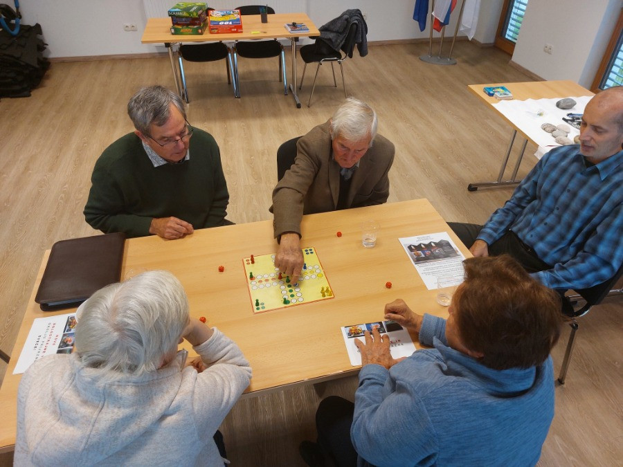 Aktivno socialno vključevanje starejših in mladih