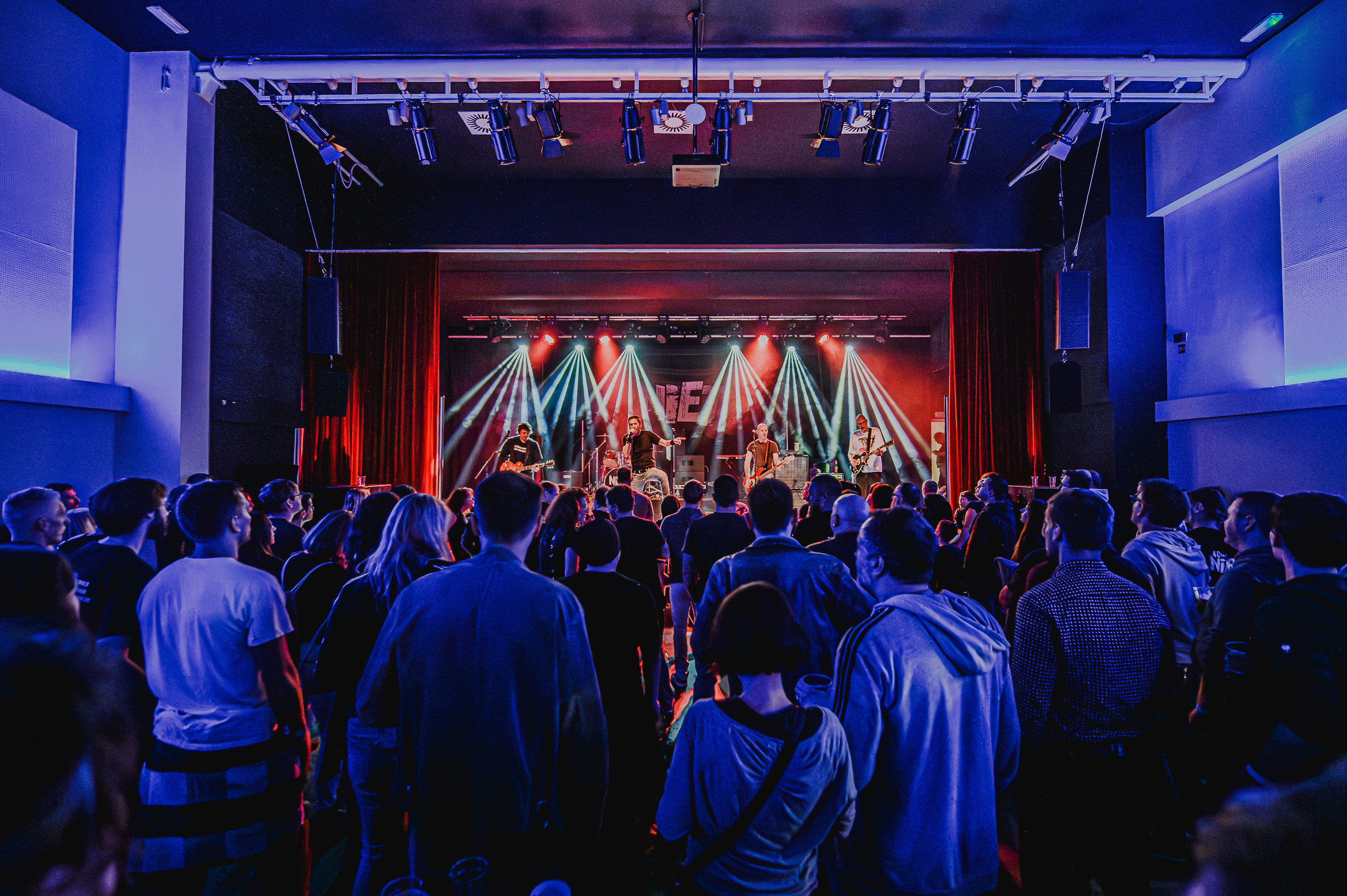 Koncert Niet + Ember